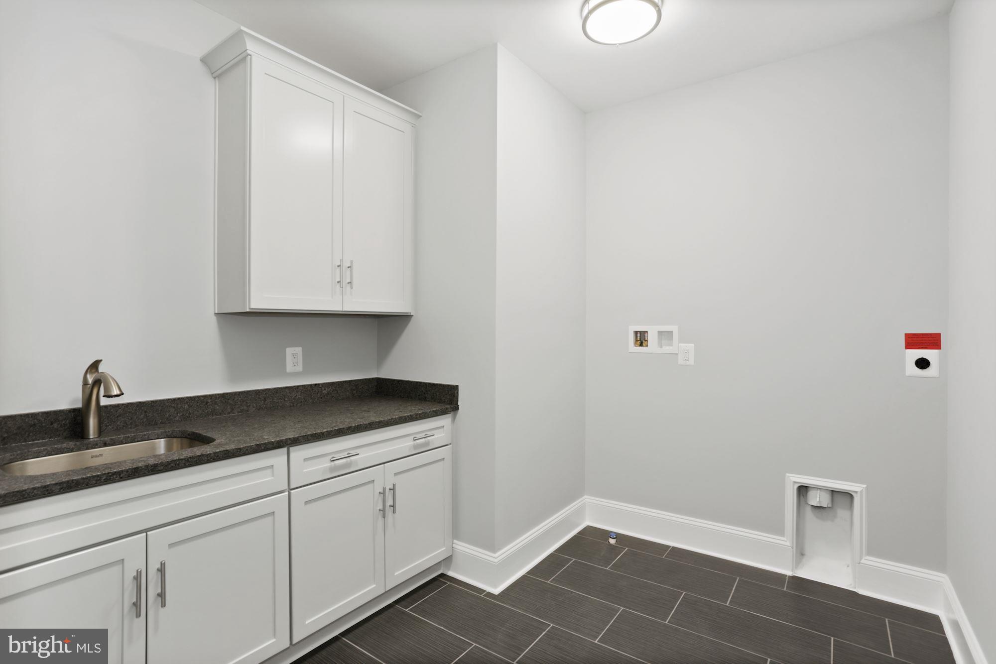 WESTBRIAR COUNTRY CLUB ESTATES - Residential