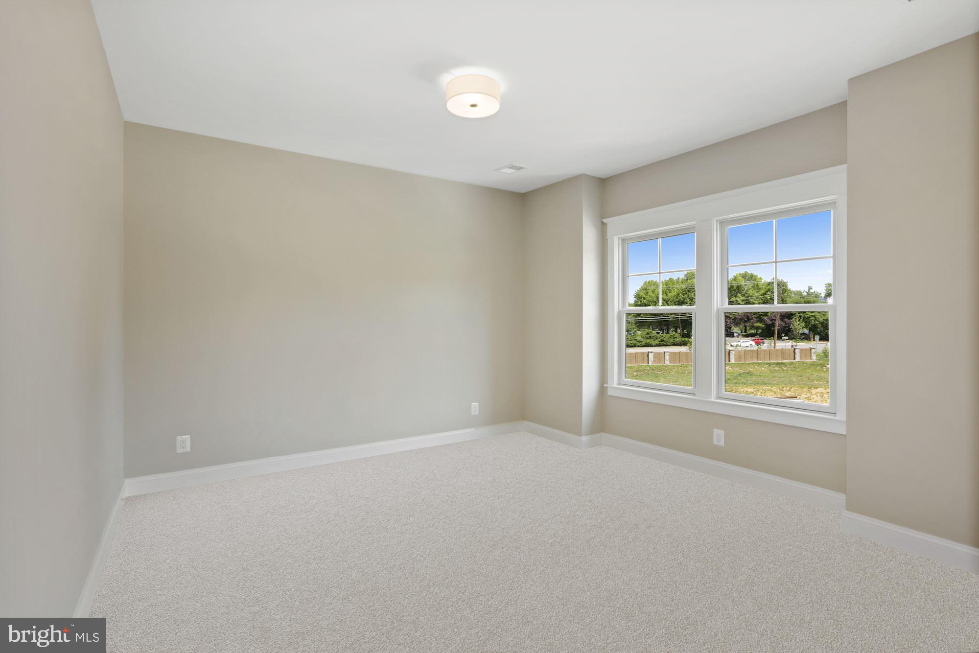 WESTBRIAR COUNTRY CLUB ESTATES - Residential