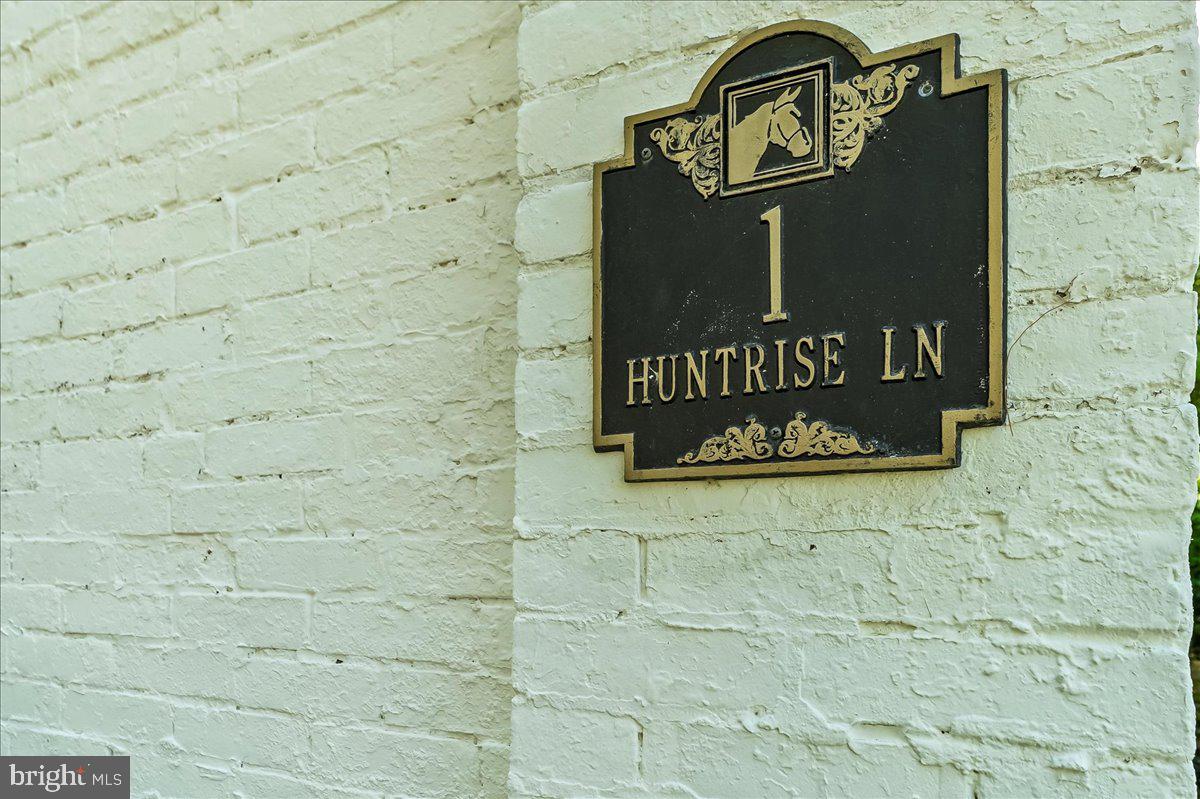 THORNBURY - Residential