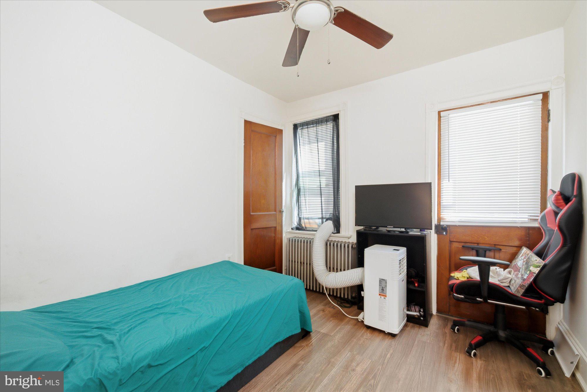 LANSDALE - Residential