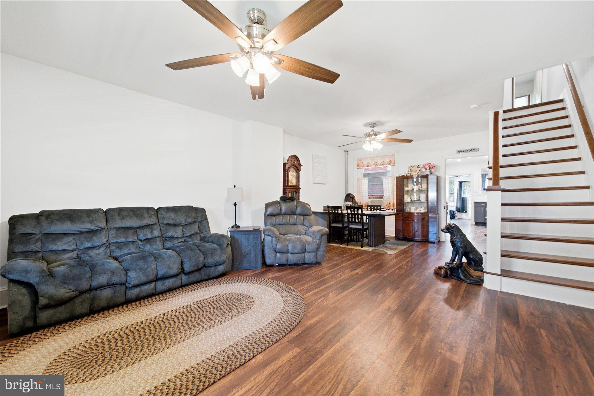 LANSDALE - Residential