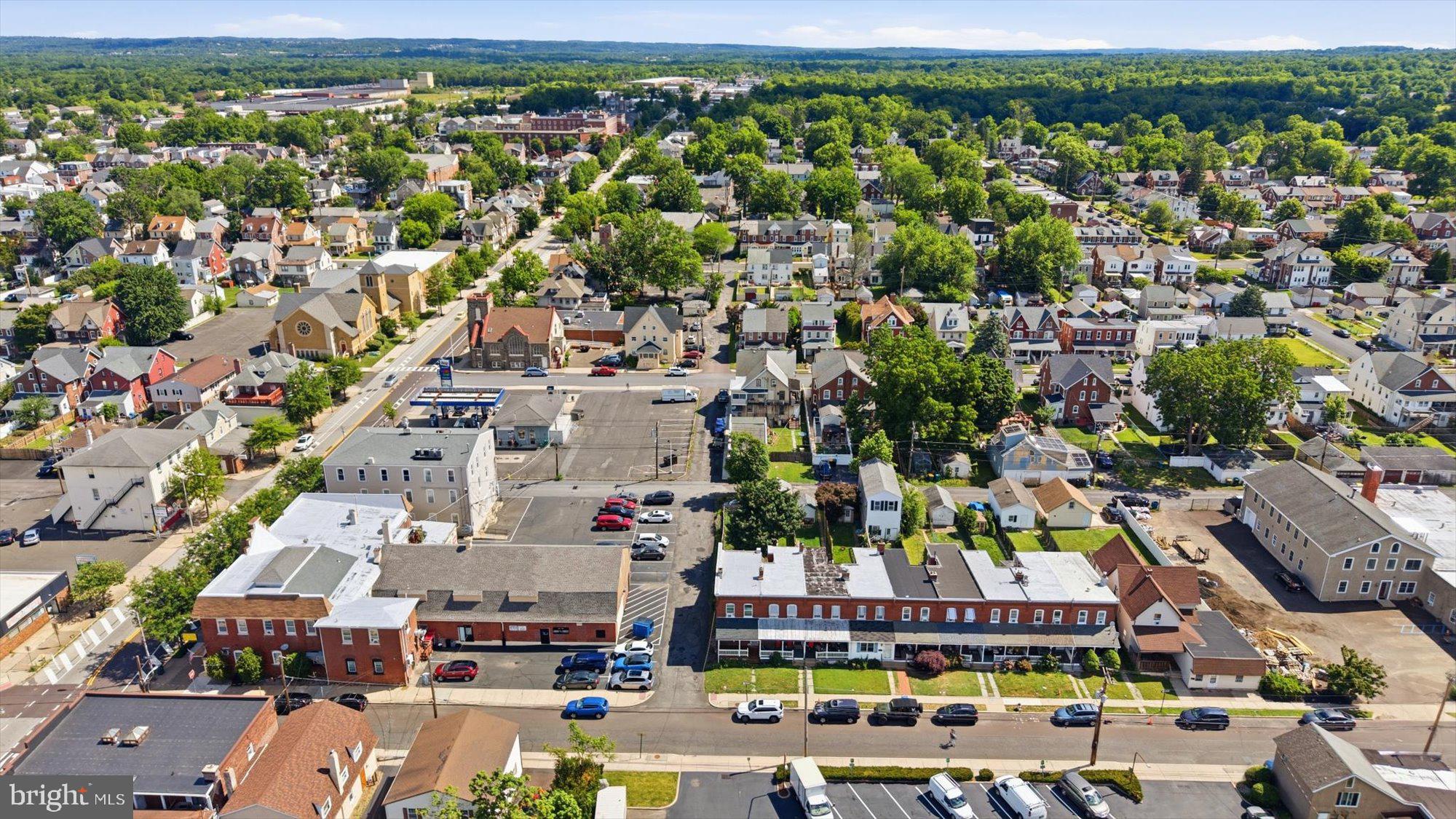 LANSDALE - Residential