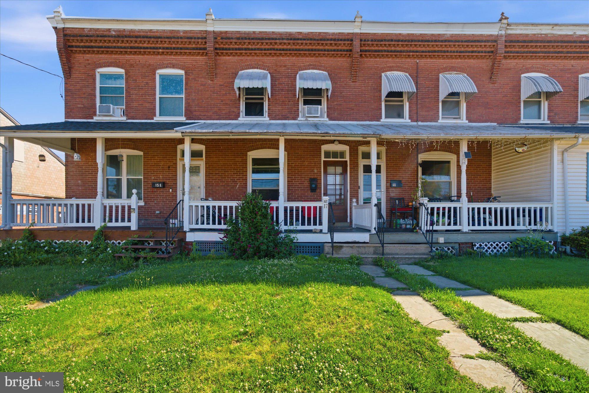 LANSDALE - Residential