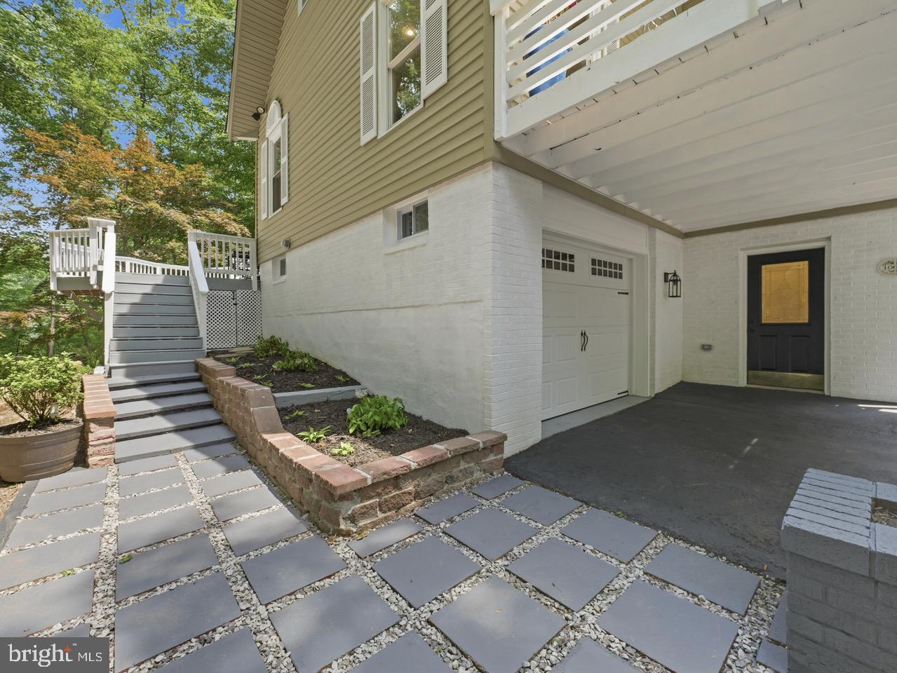 MYERSVILLE - Residential