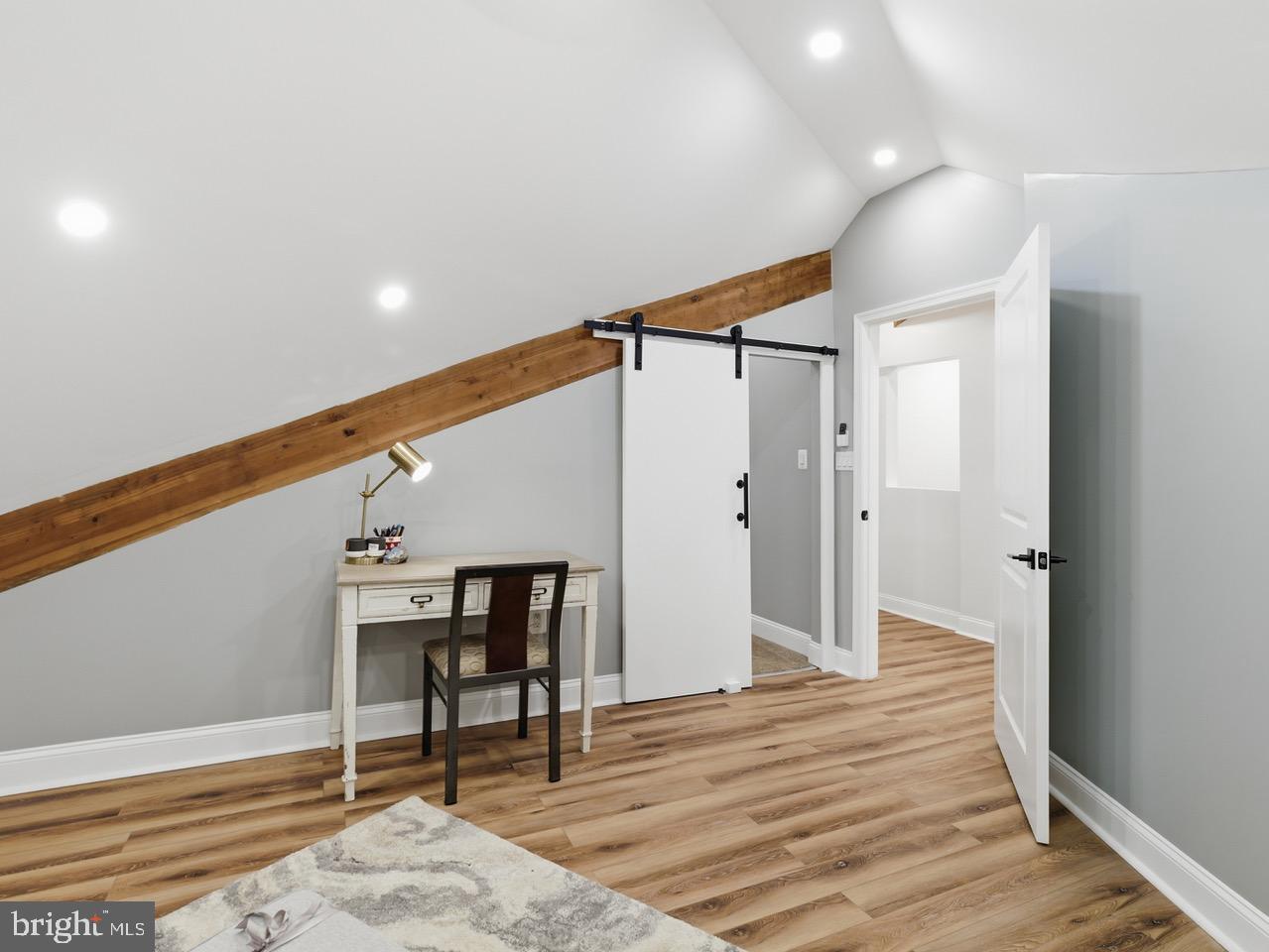 MYERSVILLE - Residential