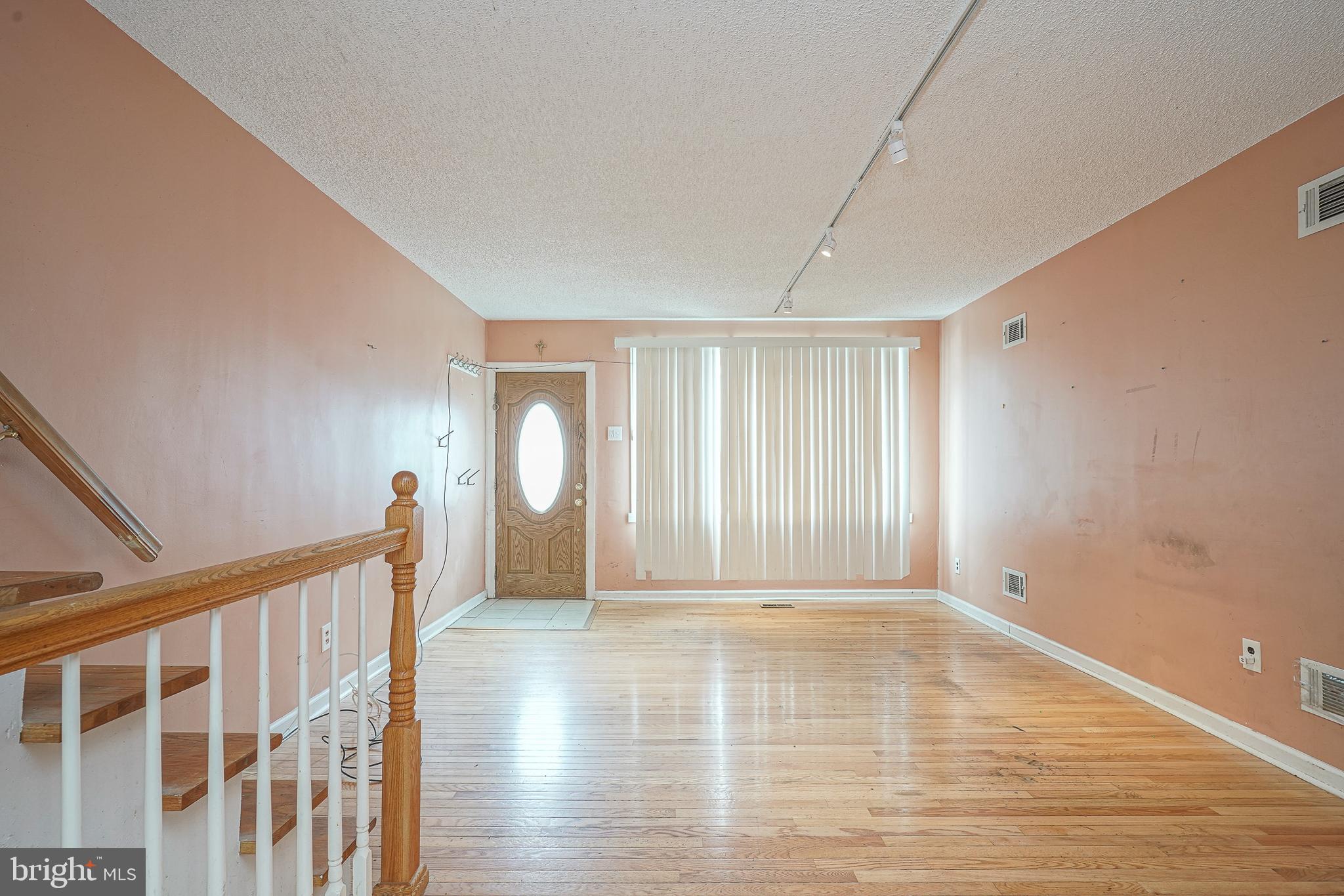 LOWER MOYAMENSING - Residential
