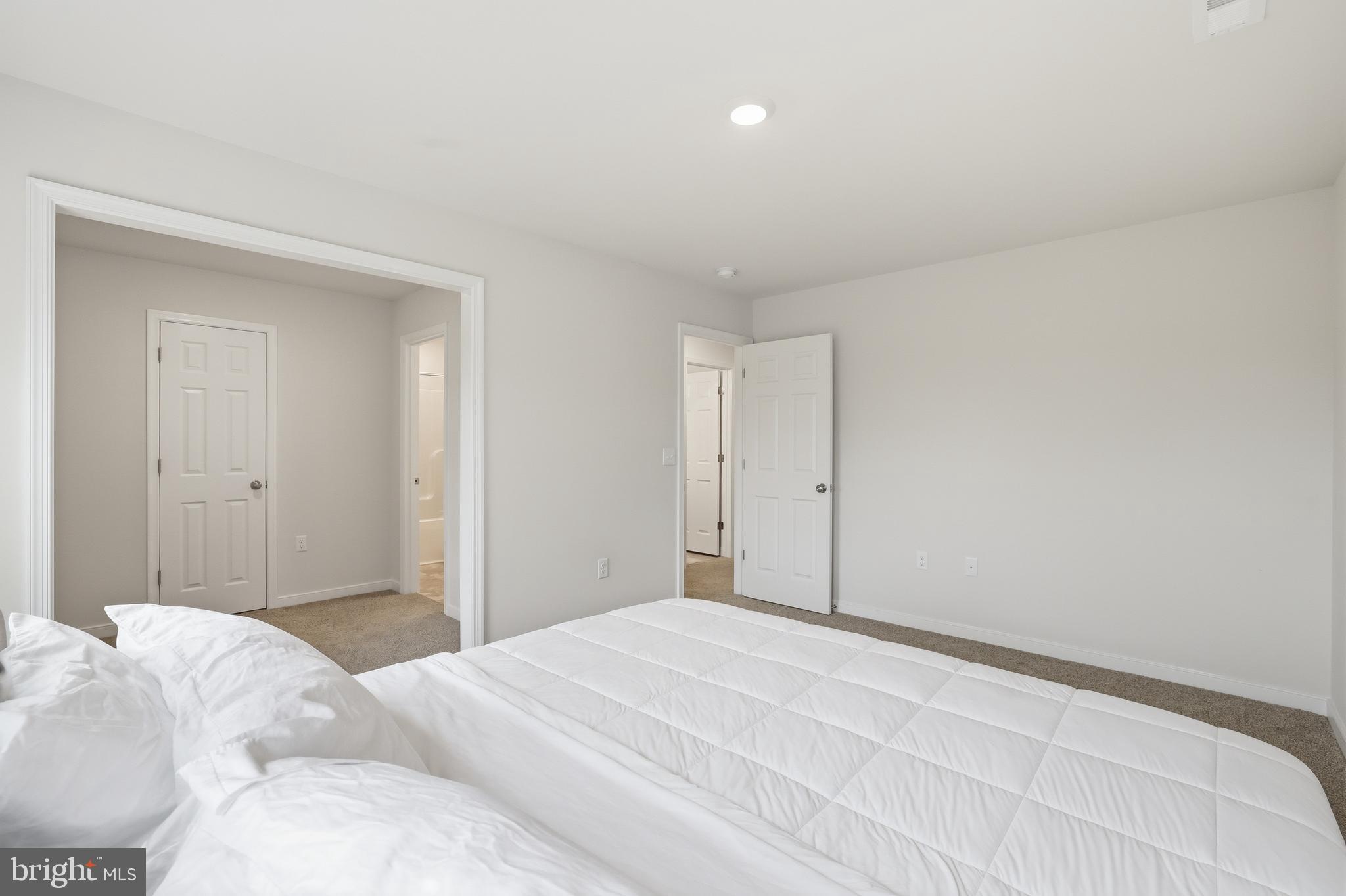 ENGLESIDE - Residential
