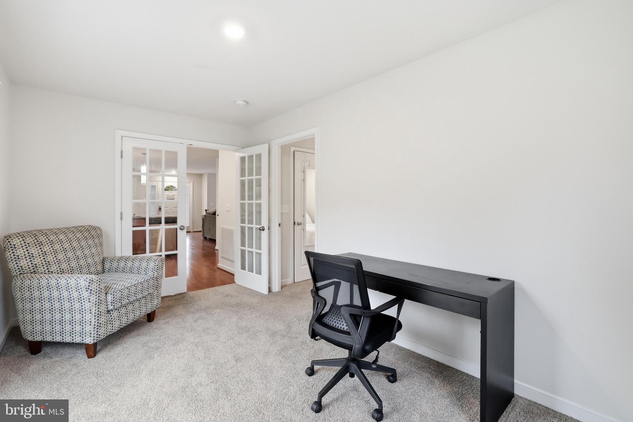 ENGLESIDE - Residential