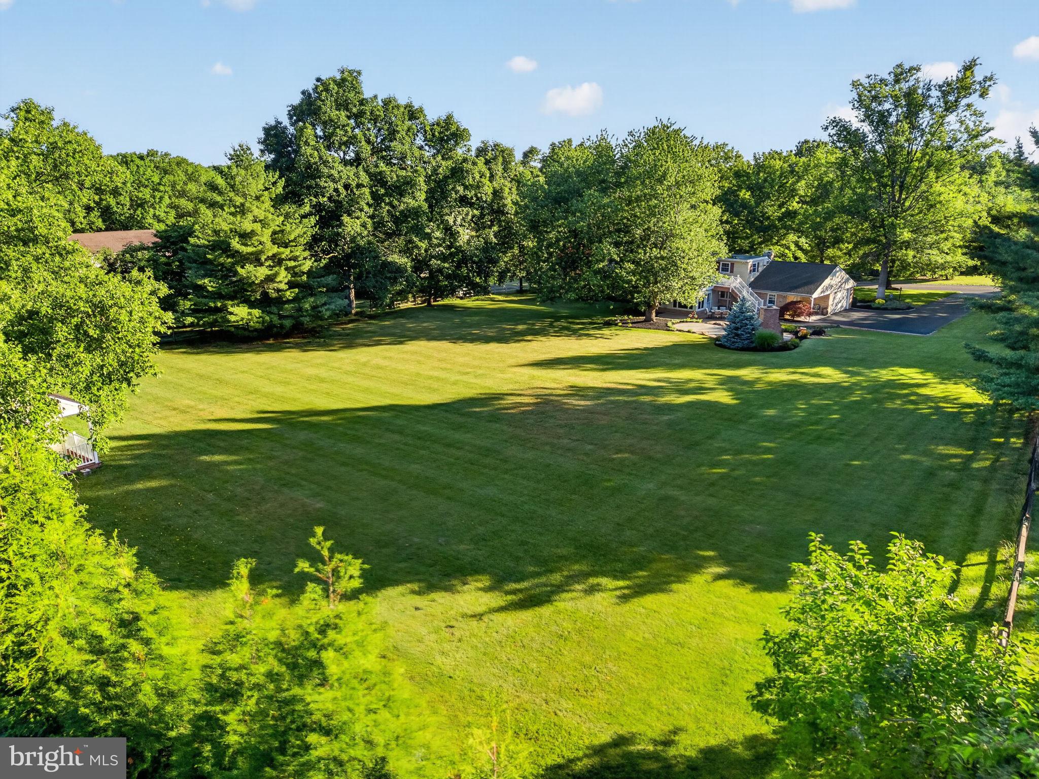 LANSDALE - Residential
