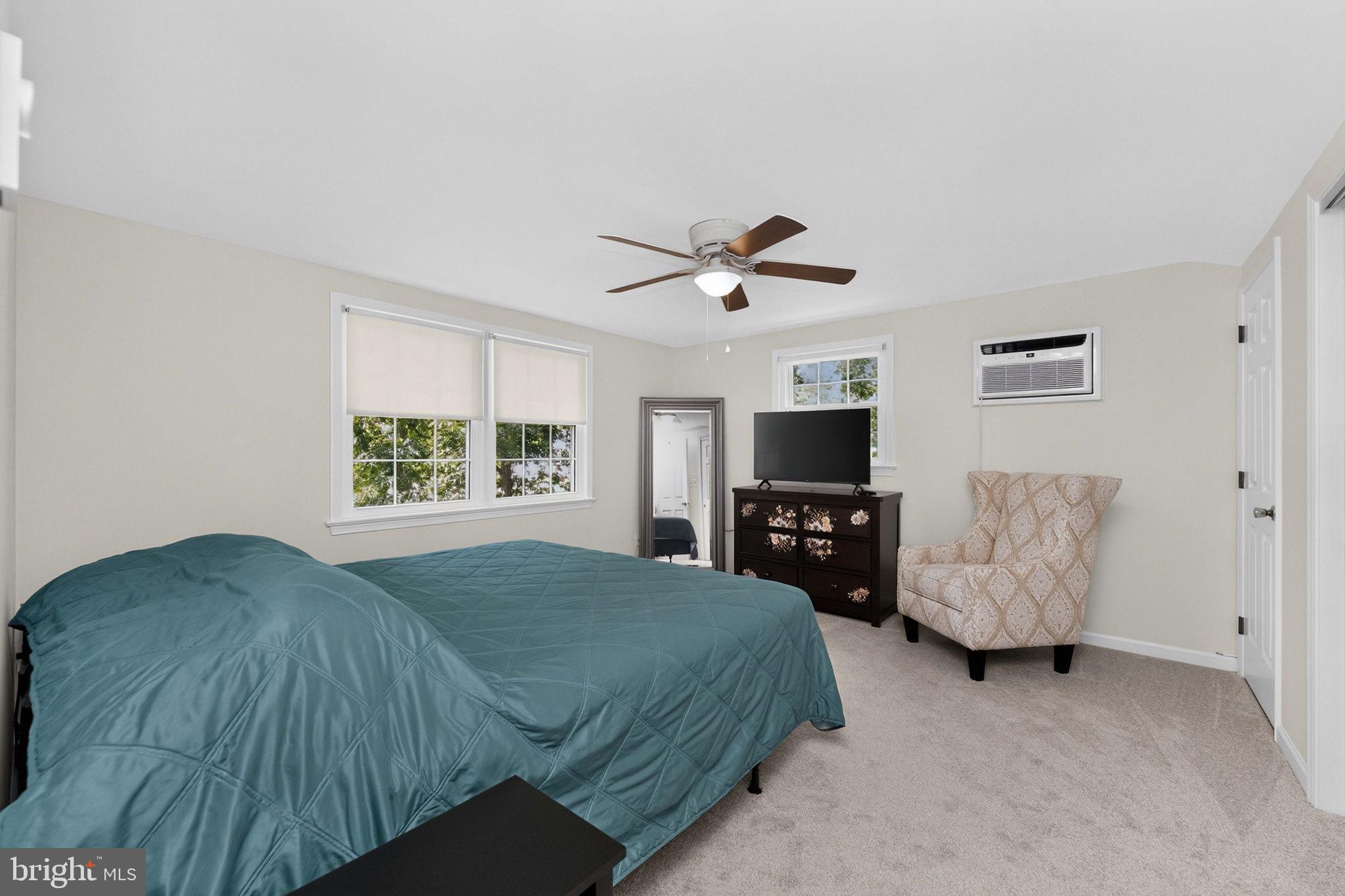 LANSDALE - Residential