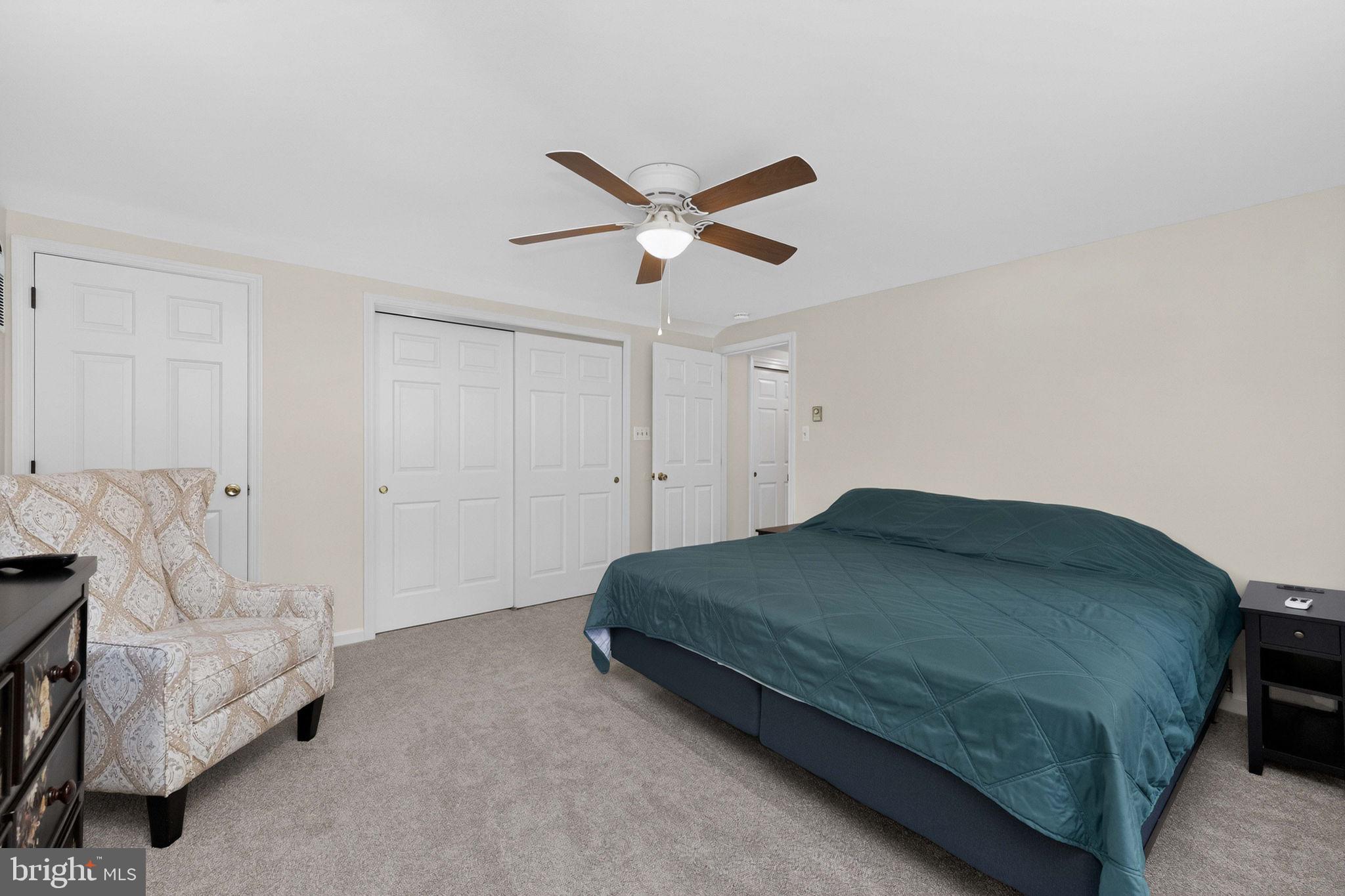 LANSDALE - Residential