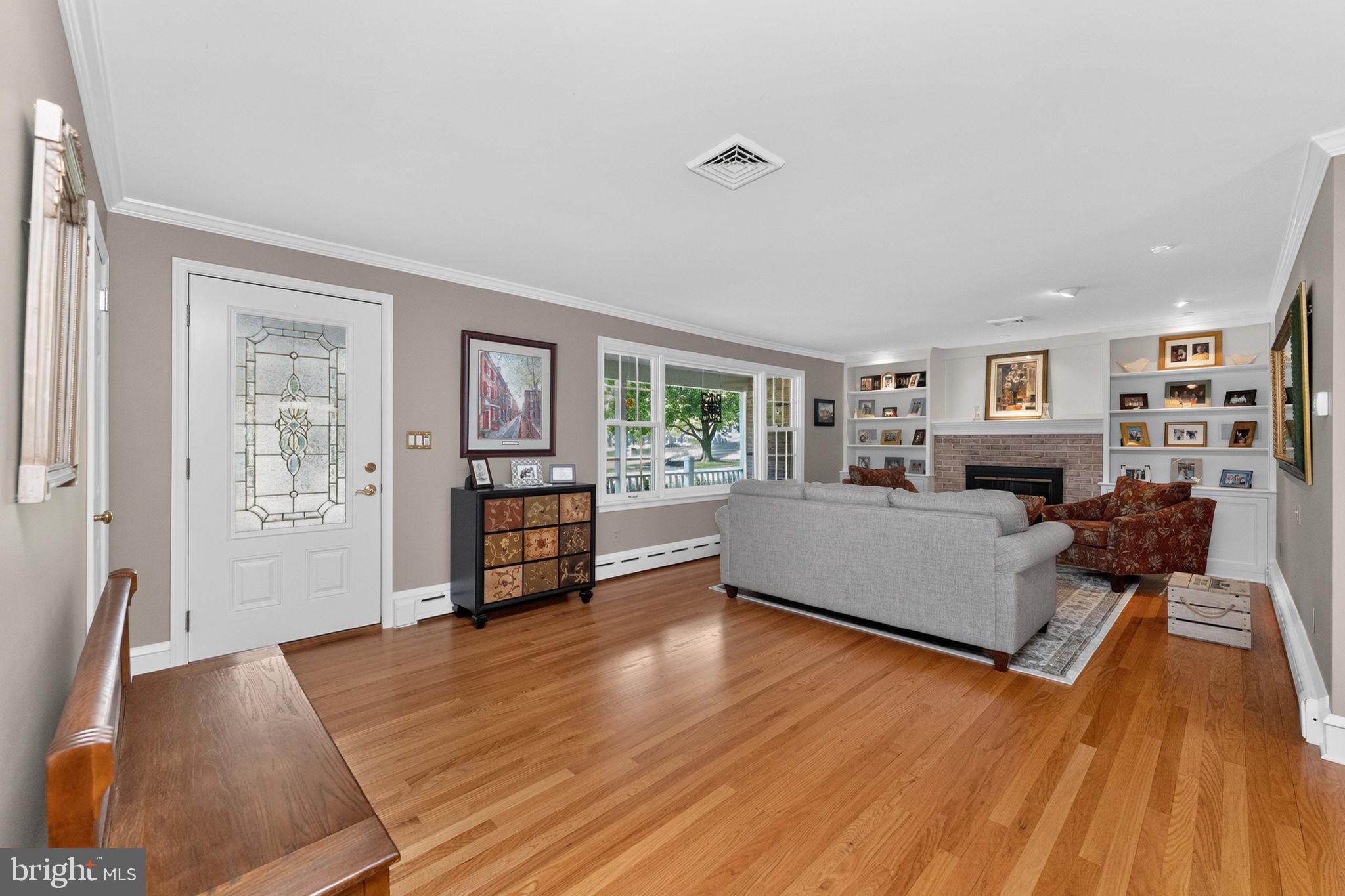 LANSDALE - Residential