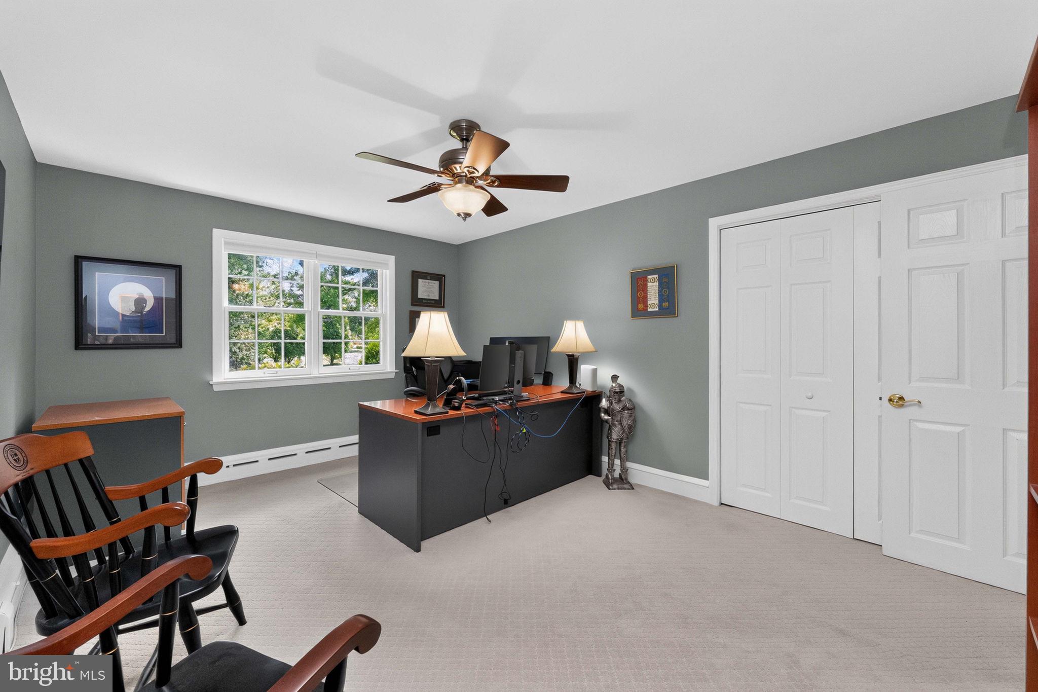 LANSDALE - Residential