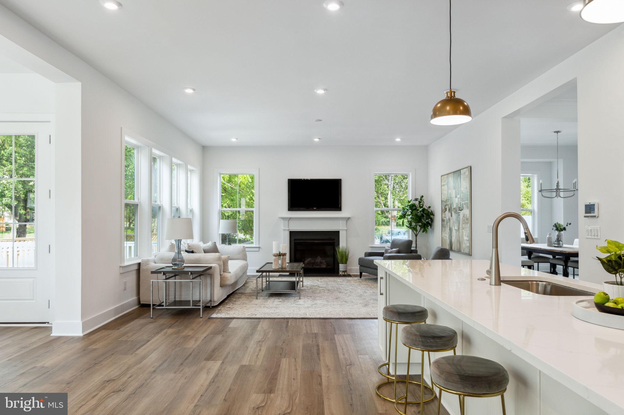 SPRING LAKE - Residential