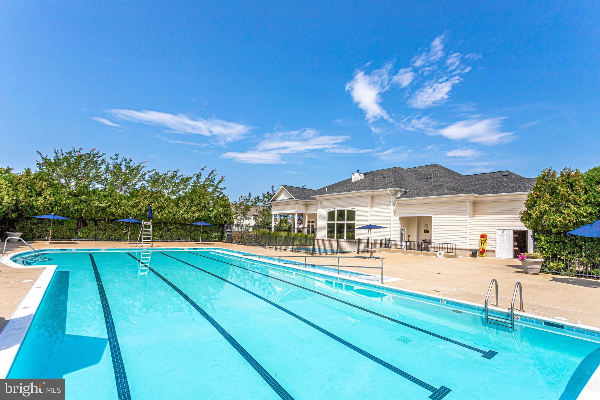 LANSDOWNE TOWN CENTER - Residential