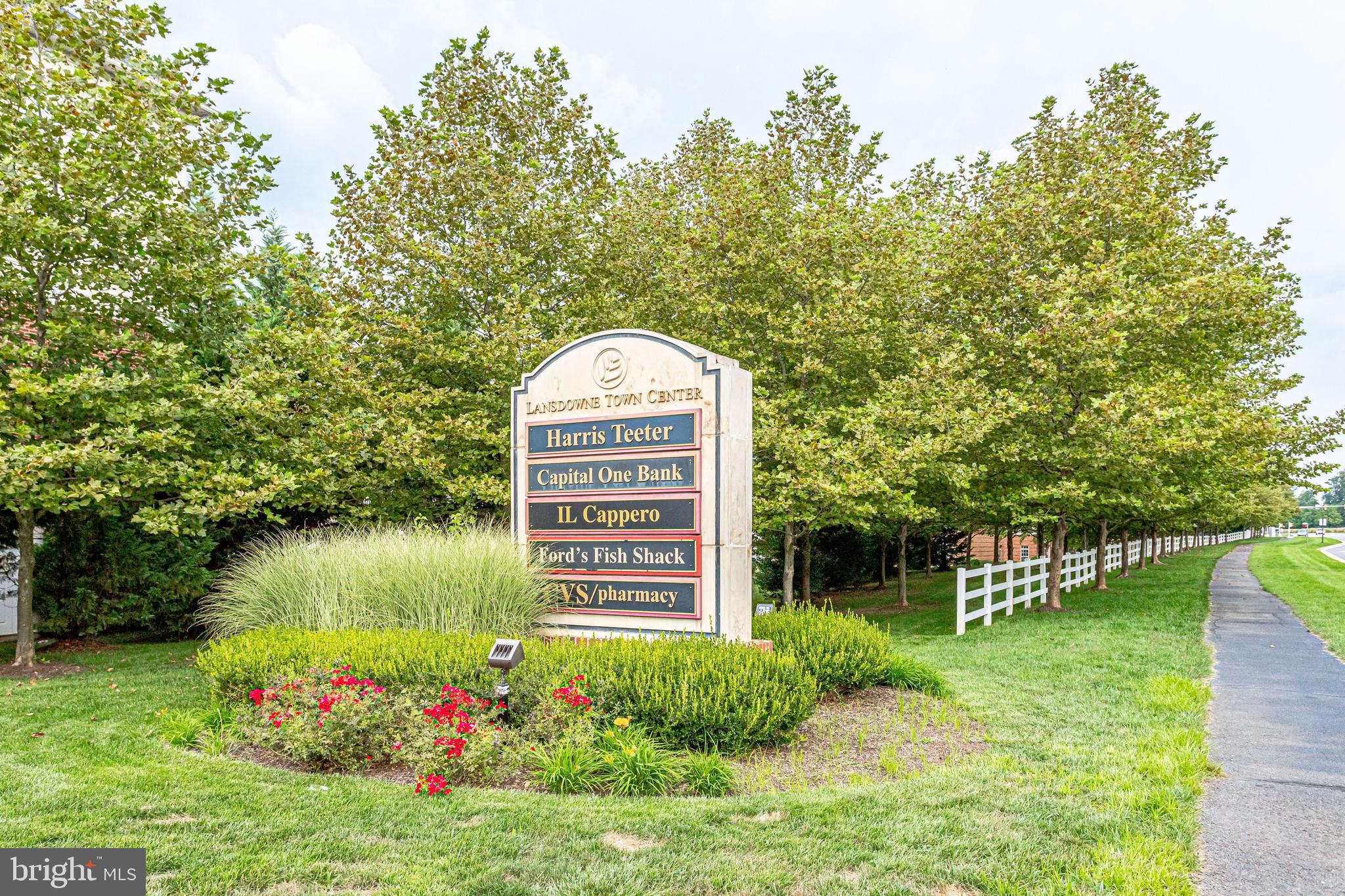 LANSDOWNE TOWN CENTER - Residential