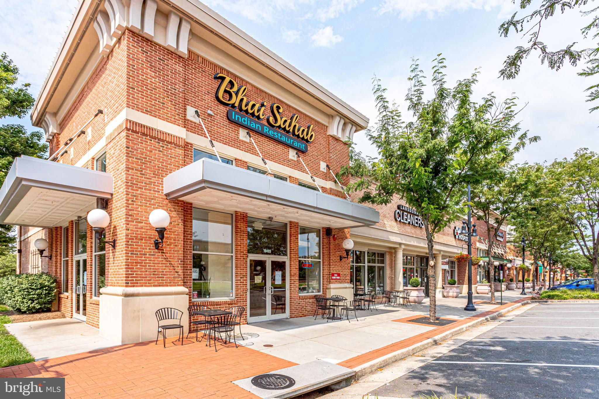 LANSDOWNE TOWN CENTER - Residential