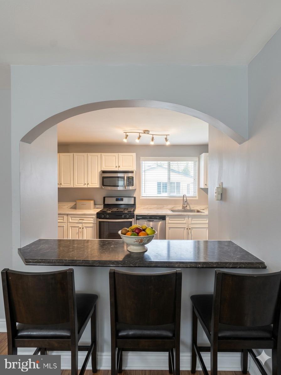 EAST MEADOWS - Residential