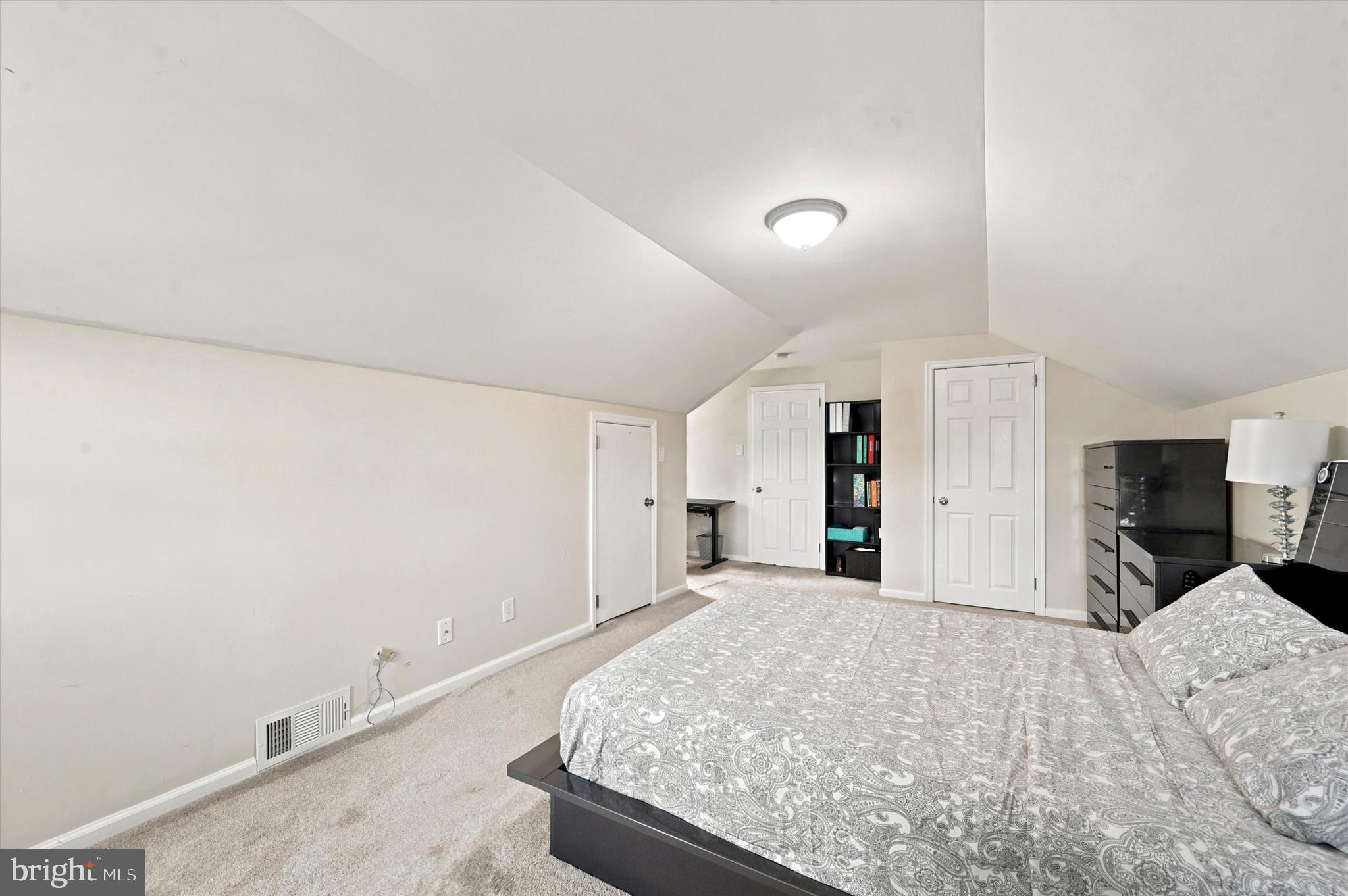 SHORTRIDGE - Residential