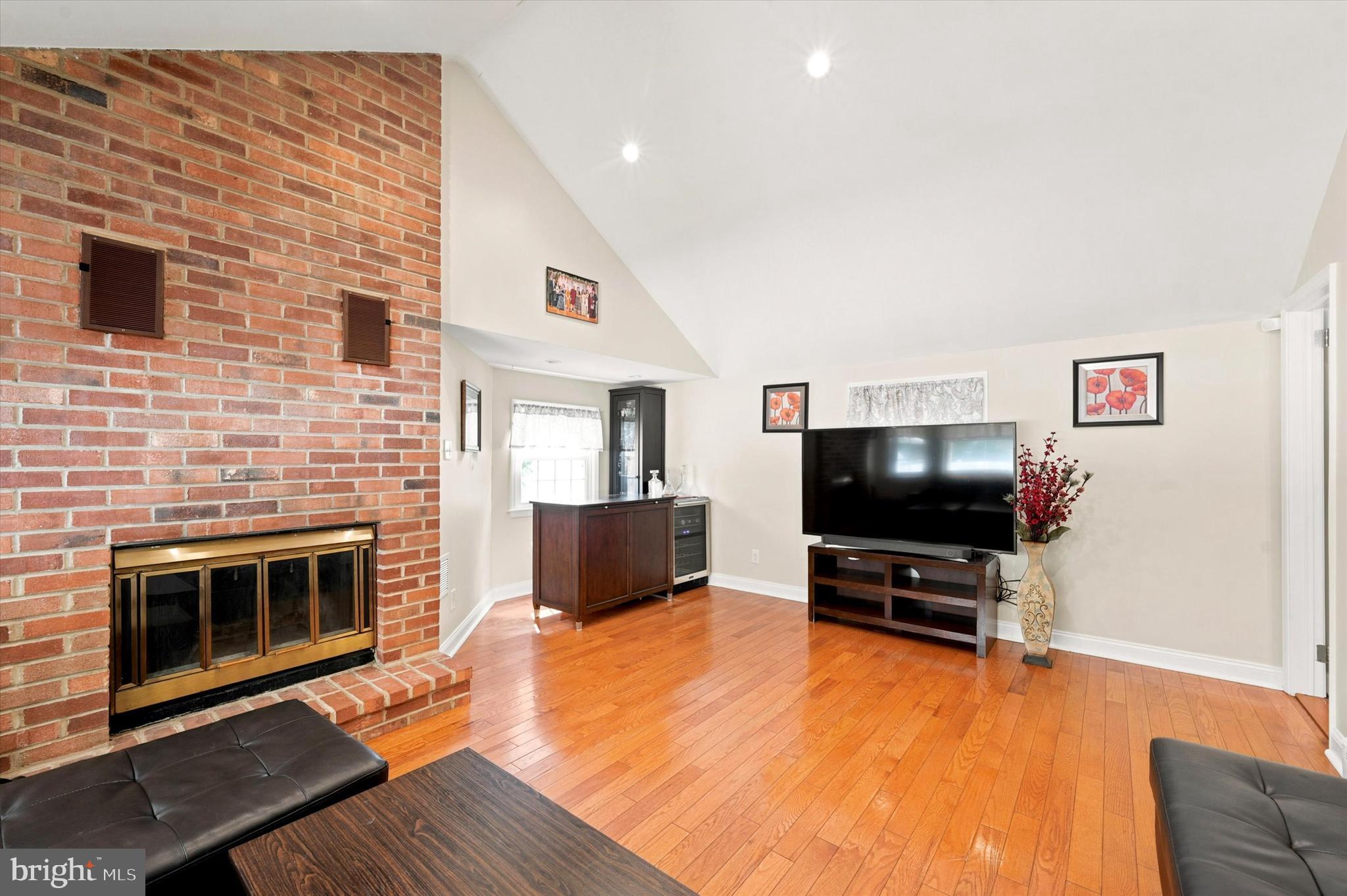 SHORTRIDGE - Residential