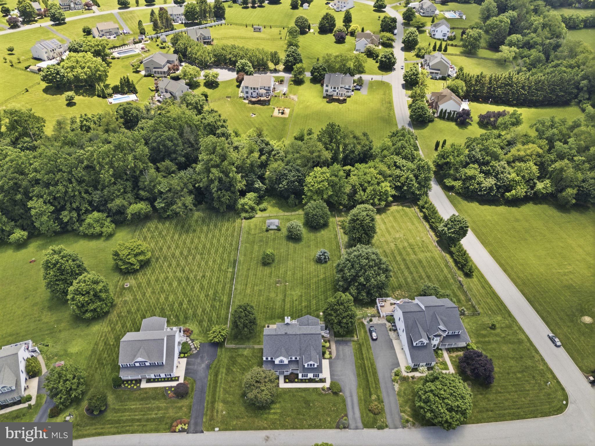 MAXA MEADOWS - Residential