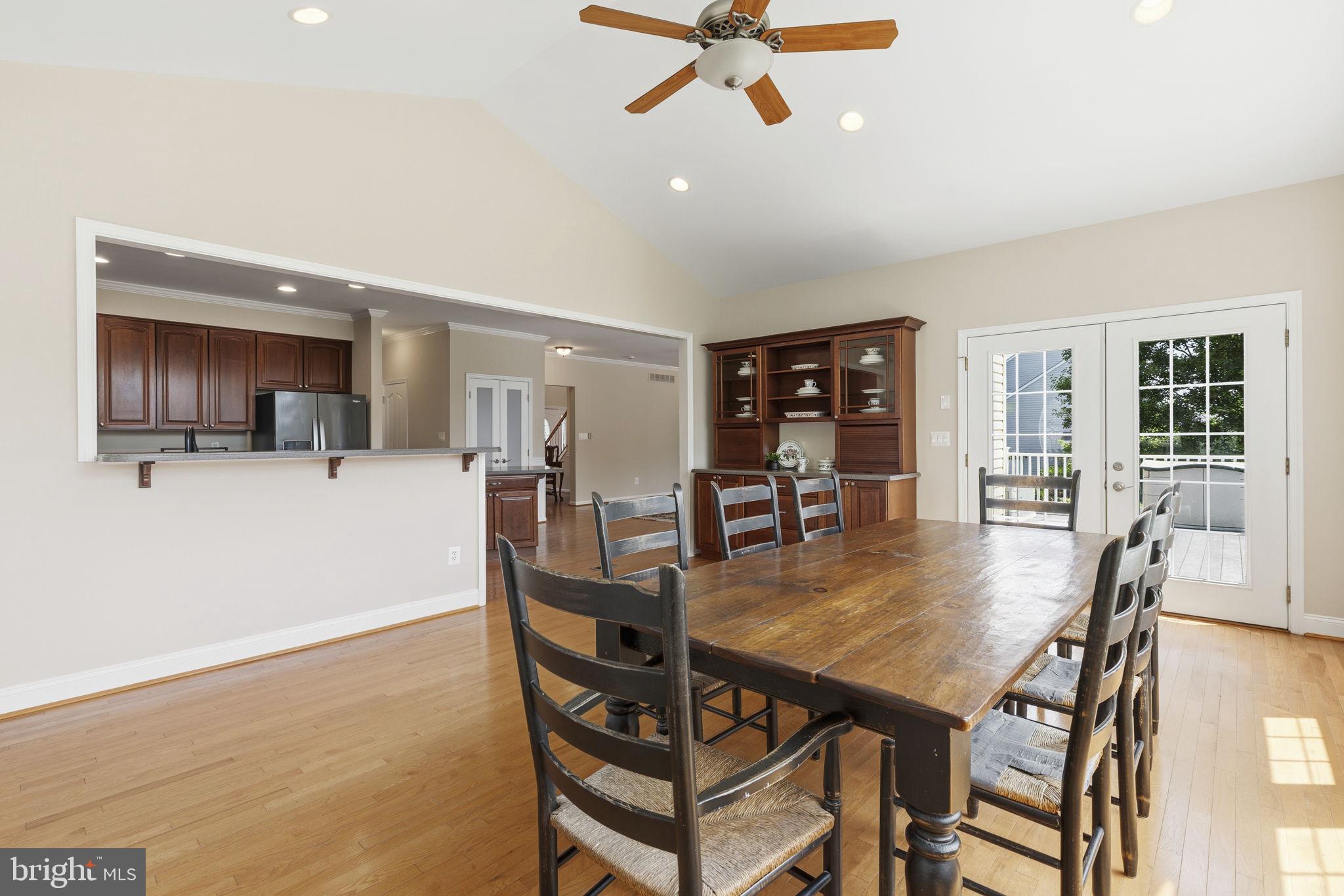 MAXA MEADOWS - Residential