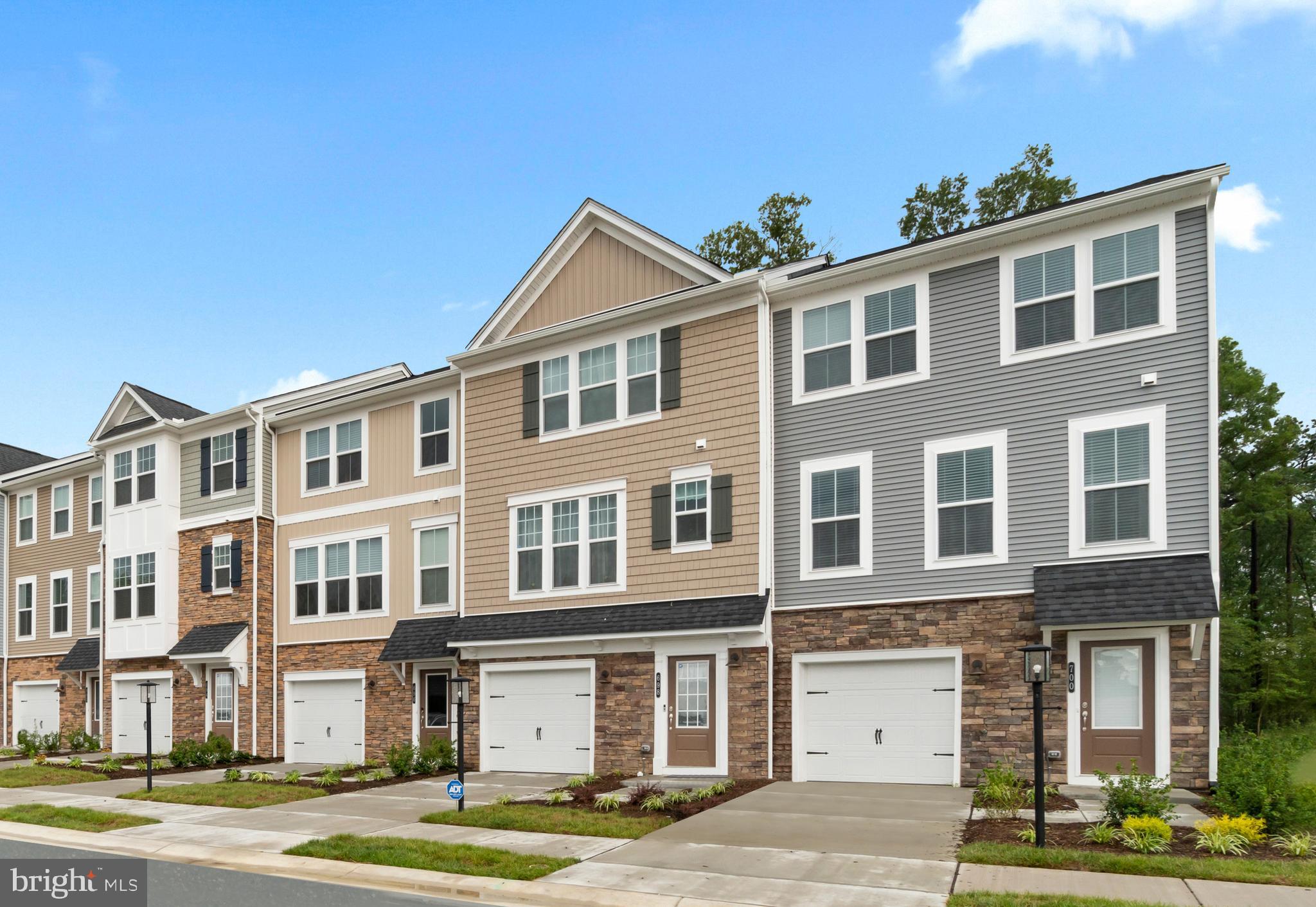 BRADLEY SQUARE - Residential
