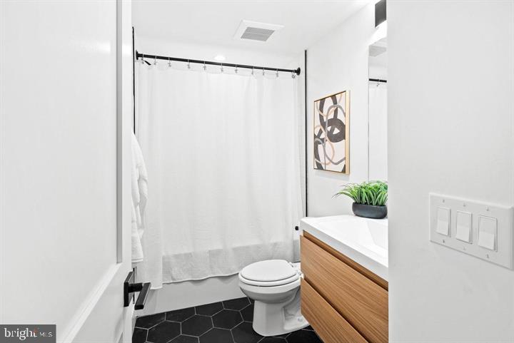 PHILADELPHIA (SOUTH) - Residential