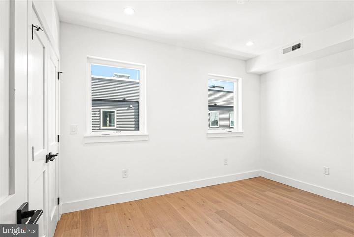 PHILADELPHIA (SOUTH) - Residential