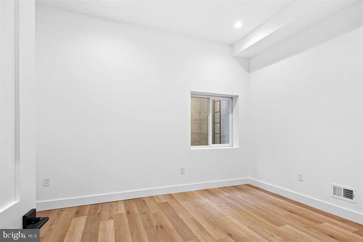 PHILADELPHIA (SOUTH) - Residential