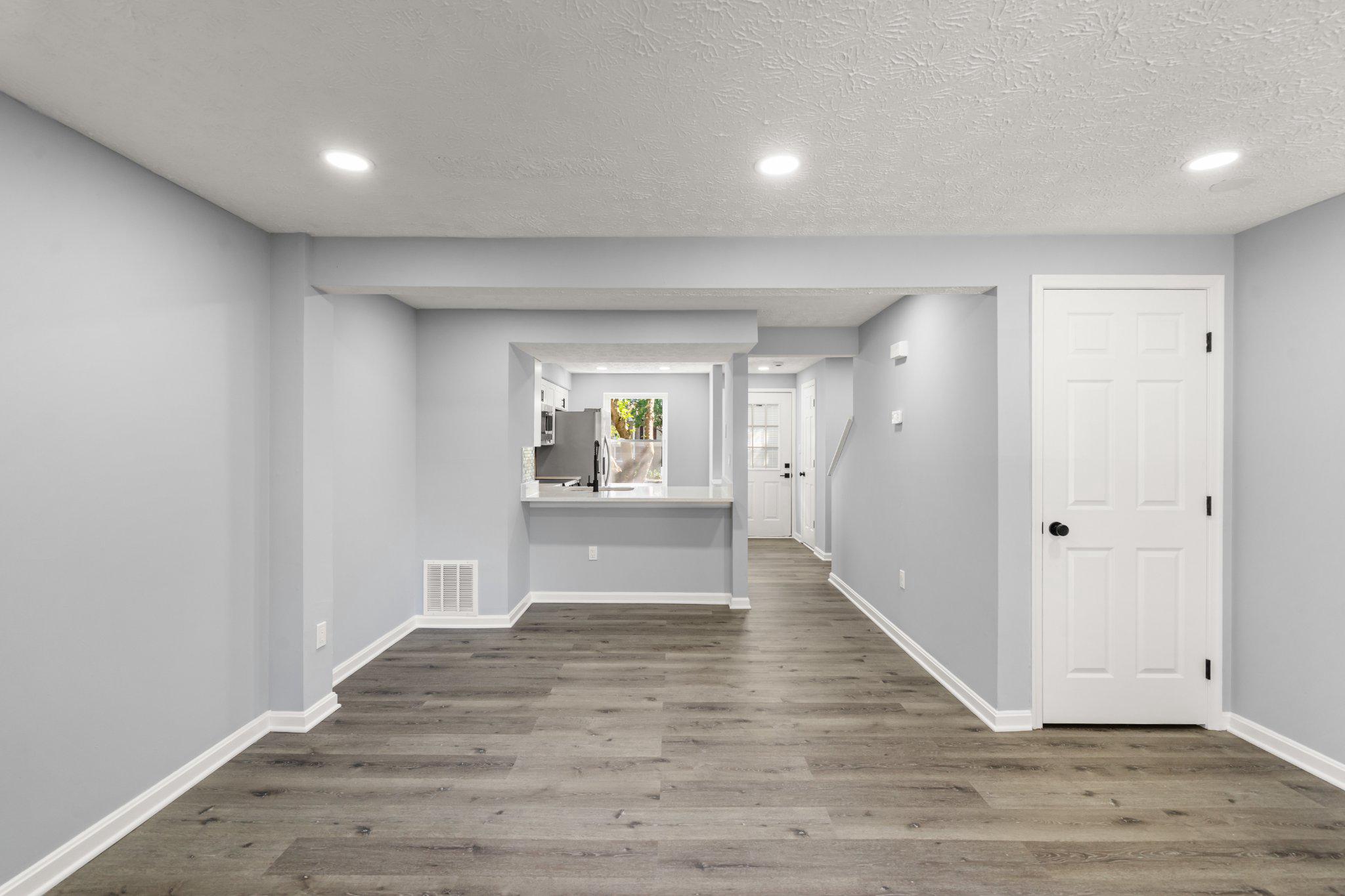 MIDDLEBROOK COMMONS - Residential