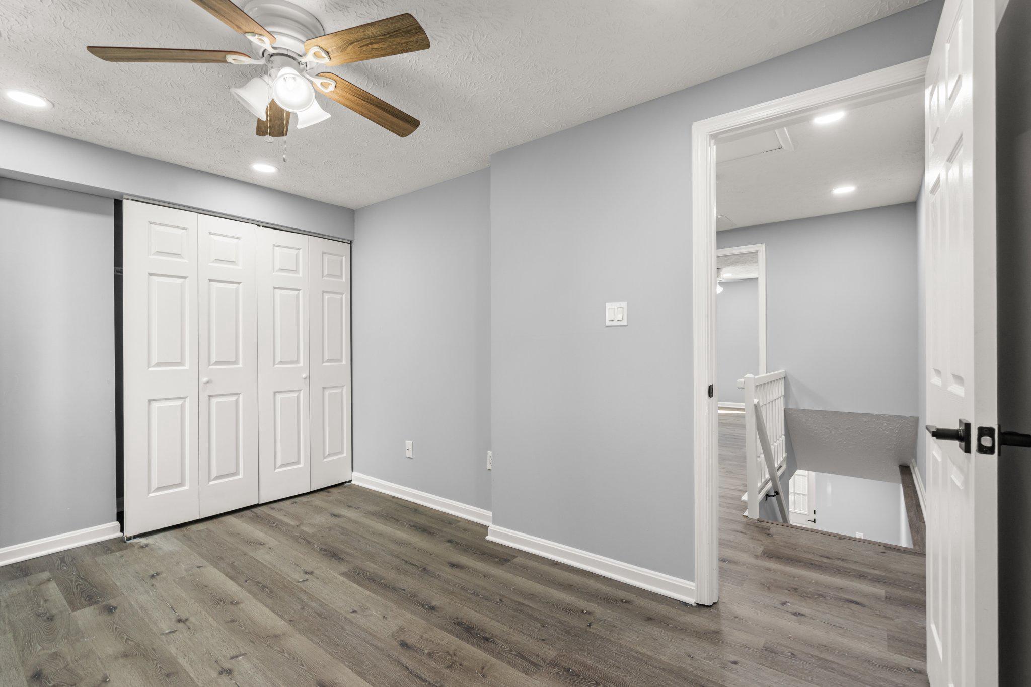 MIDDLEBROOK COMMONS - Residential