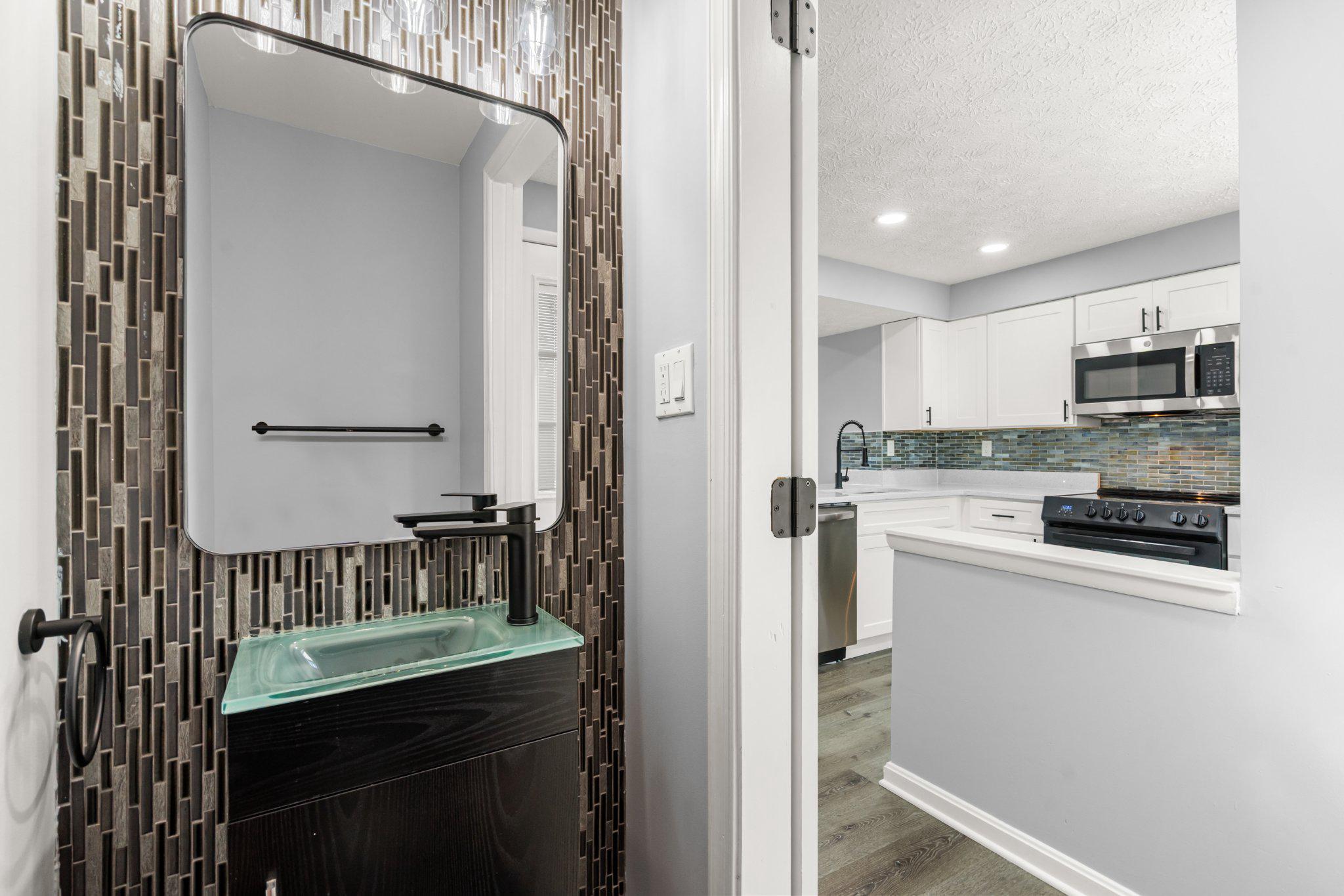 MIDDLEBROOK COMMONS - Residential