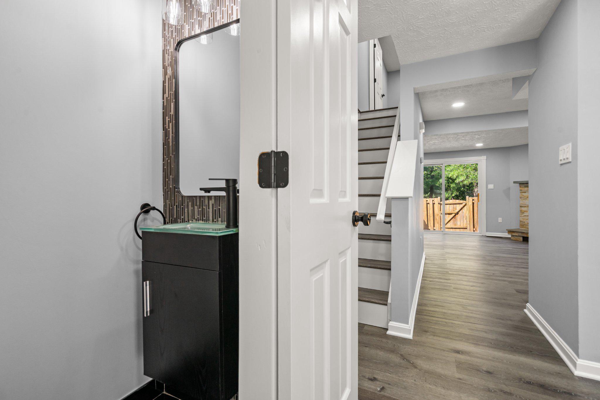 MIDDLEBROOK COMMONS - Residential
