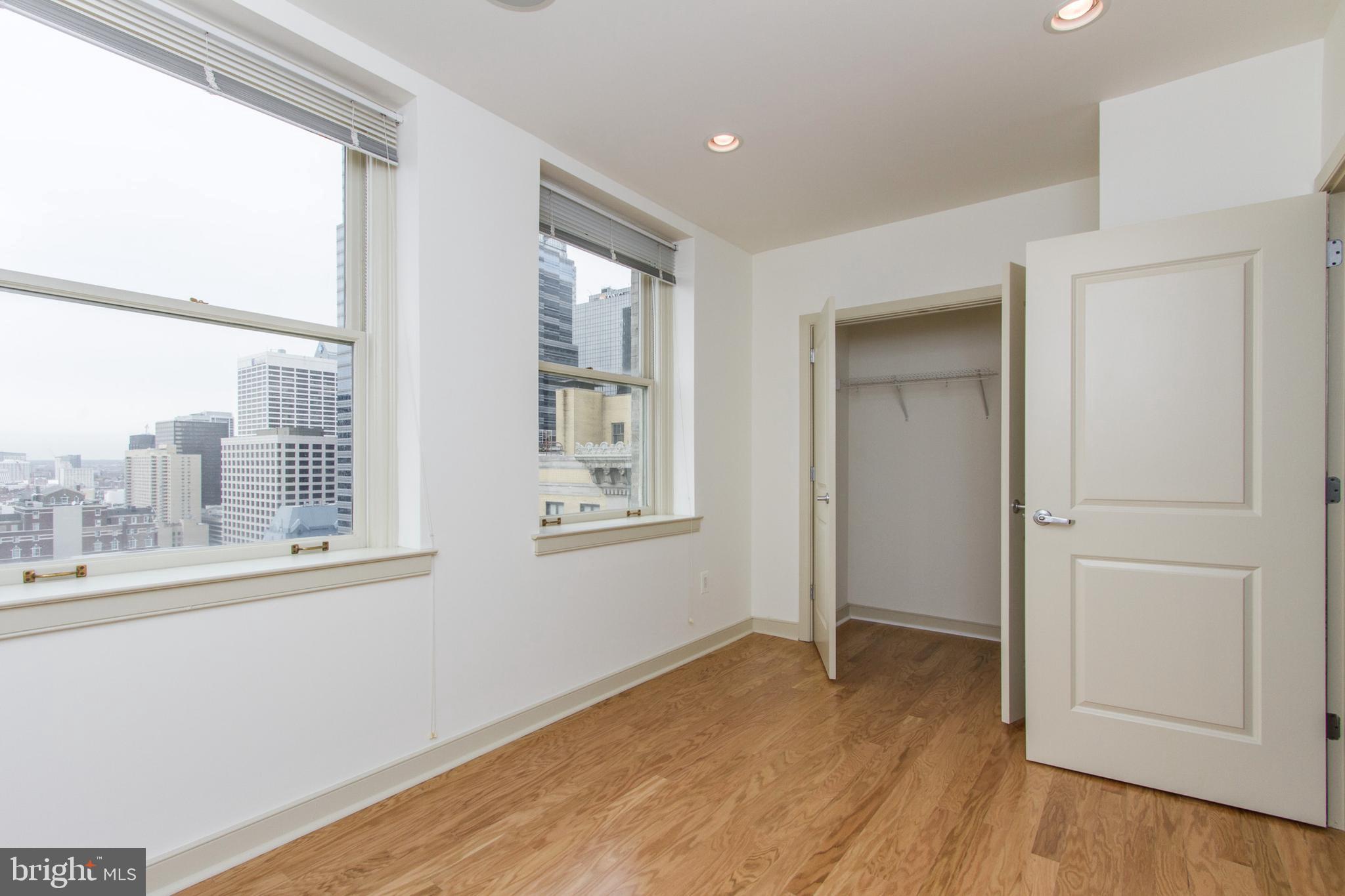 CENTER CITY - Residential