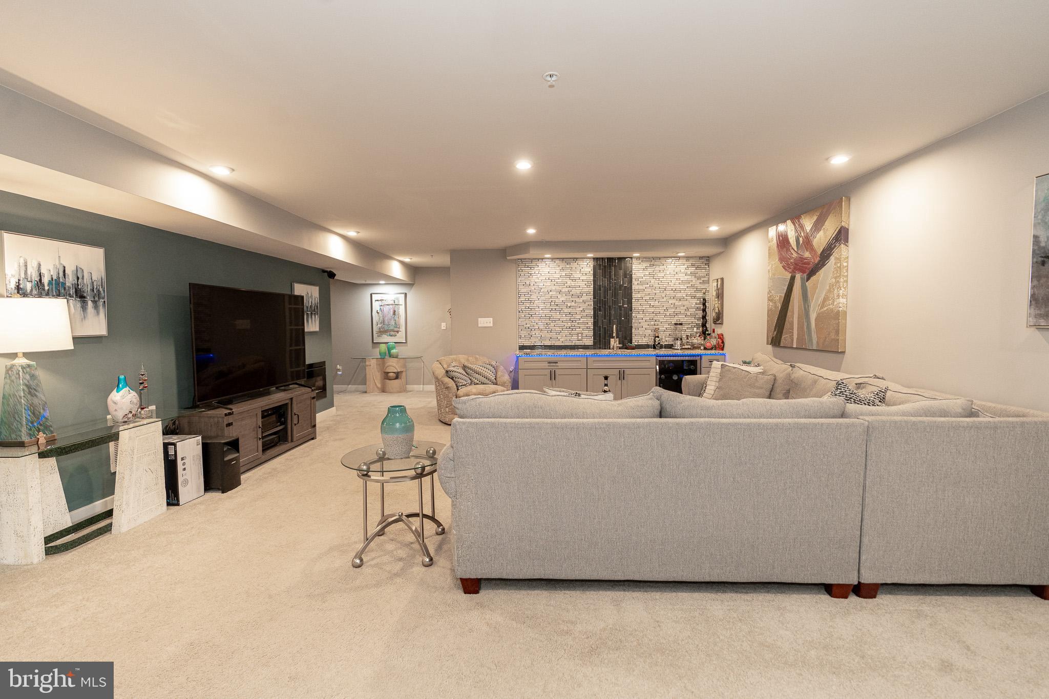 GREENLEIGH AT CROSSROADS - Residential