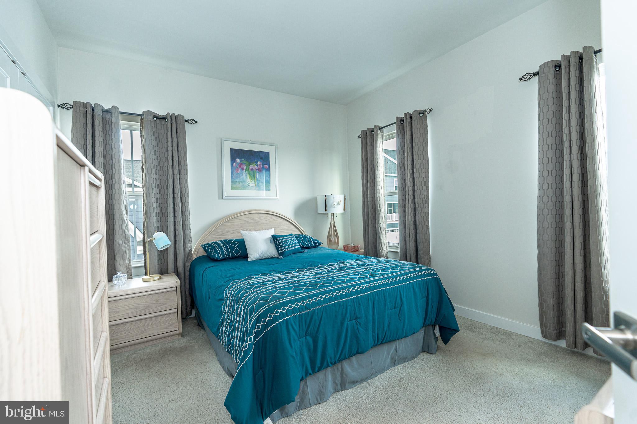 GREENLEIGH AT CROSSROADS - Residential