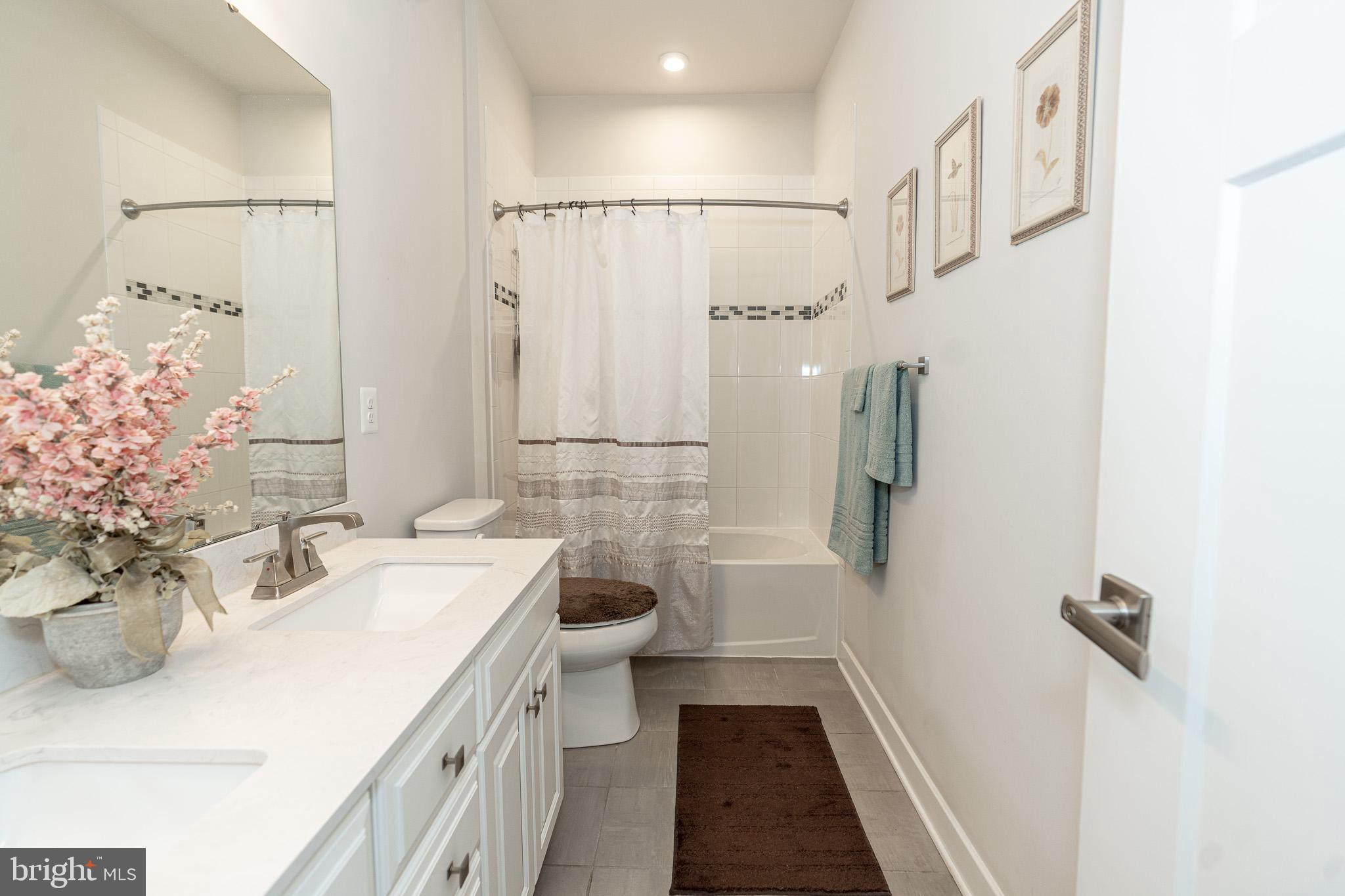 GREENLEIGH AT CROSSROADS - Residential