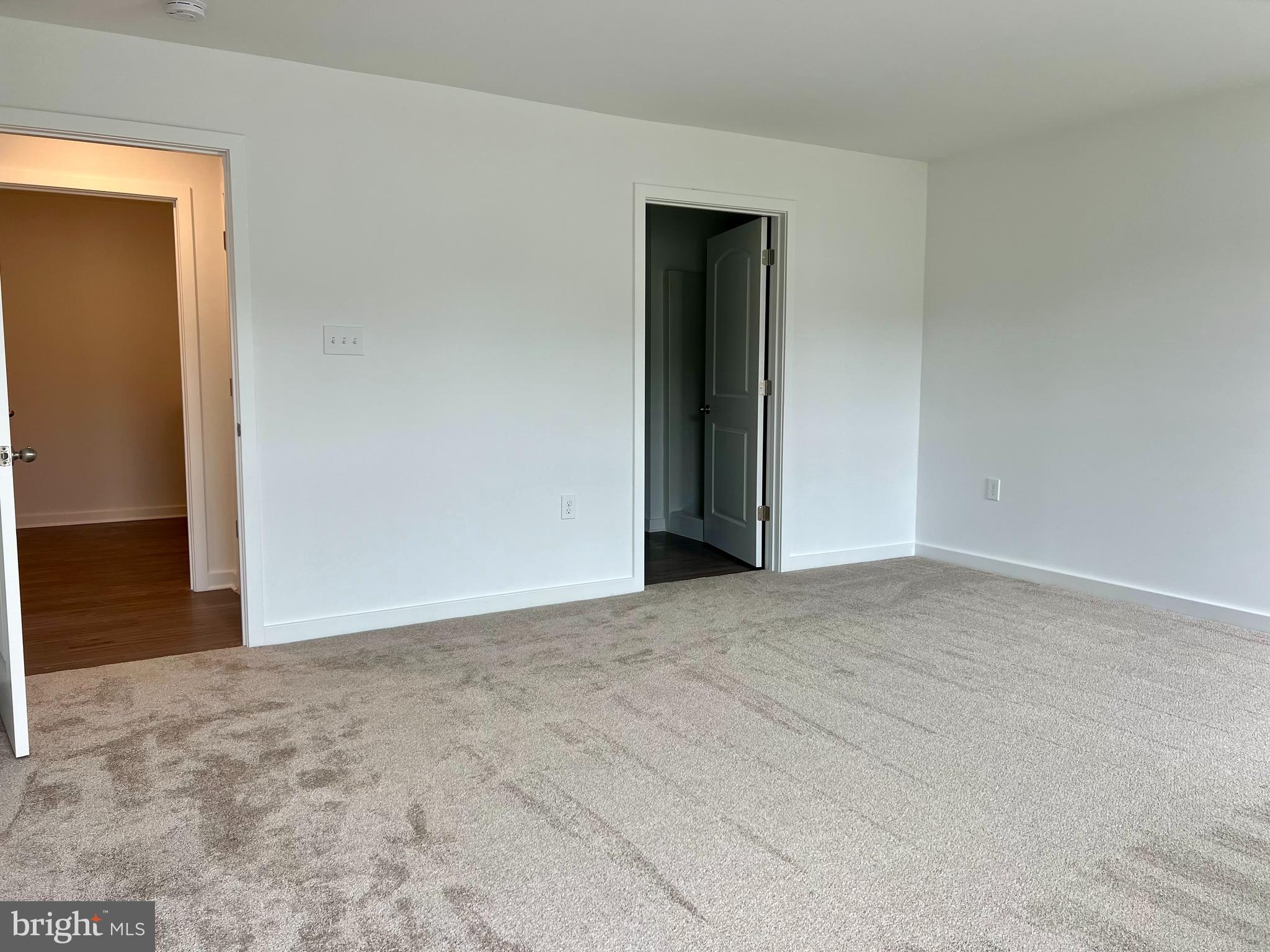 CARDINAL POINTE - Residential