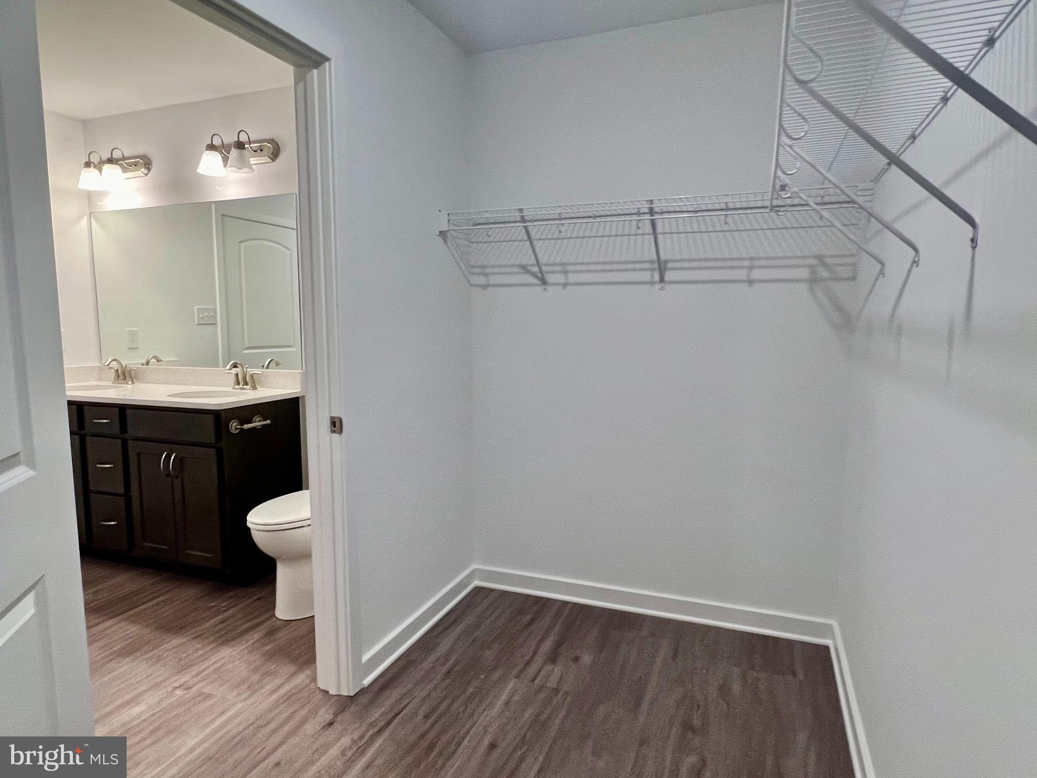 CARDINAL POINTE - Residential