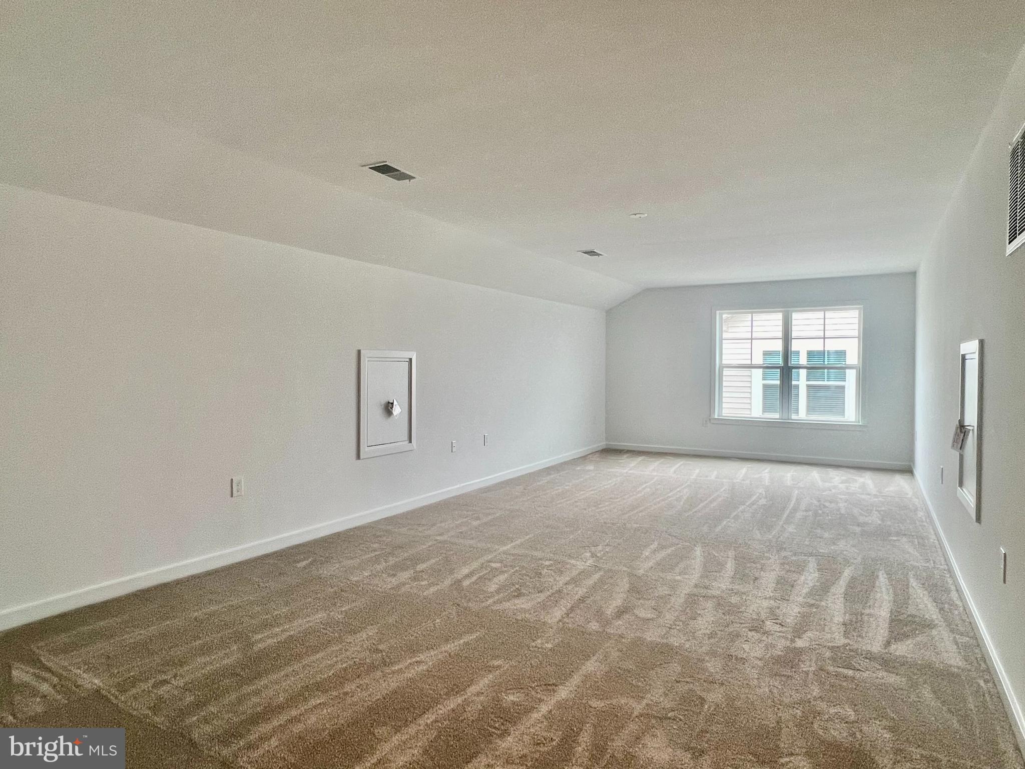 CARDINAL POINTE - Residential