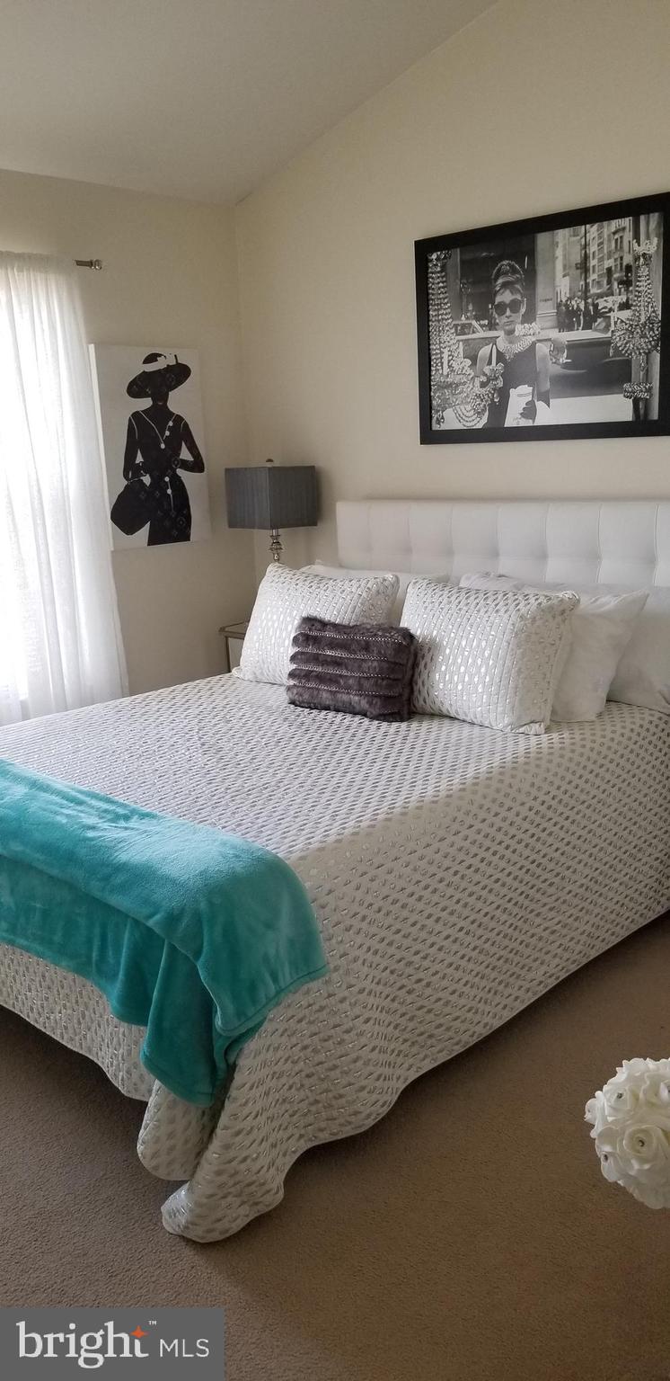 BALDWIN GROVE - Residential Lease