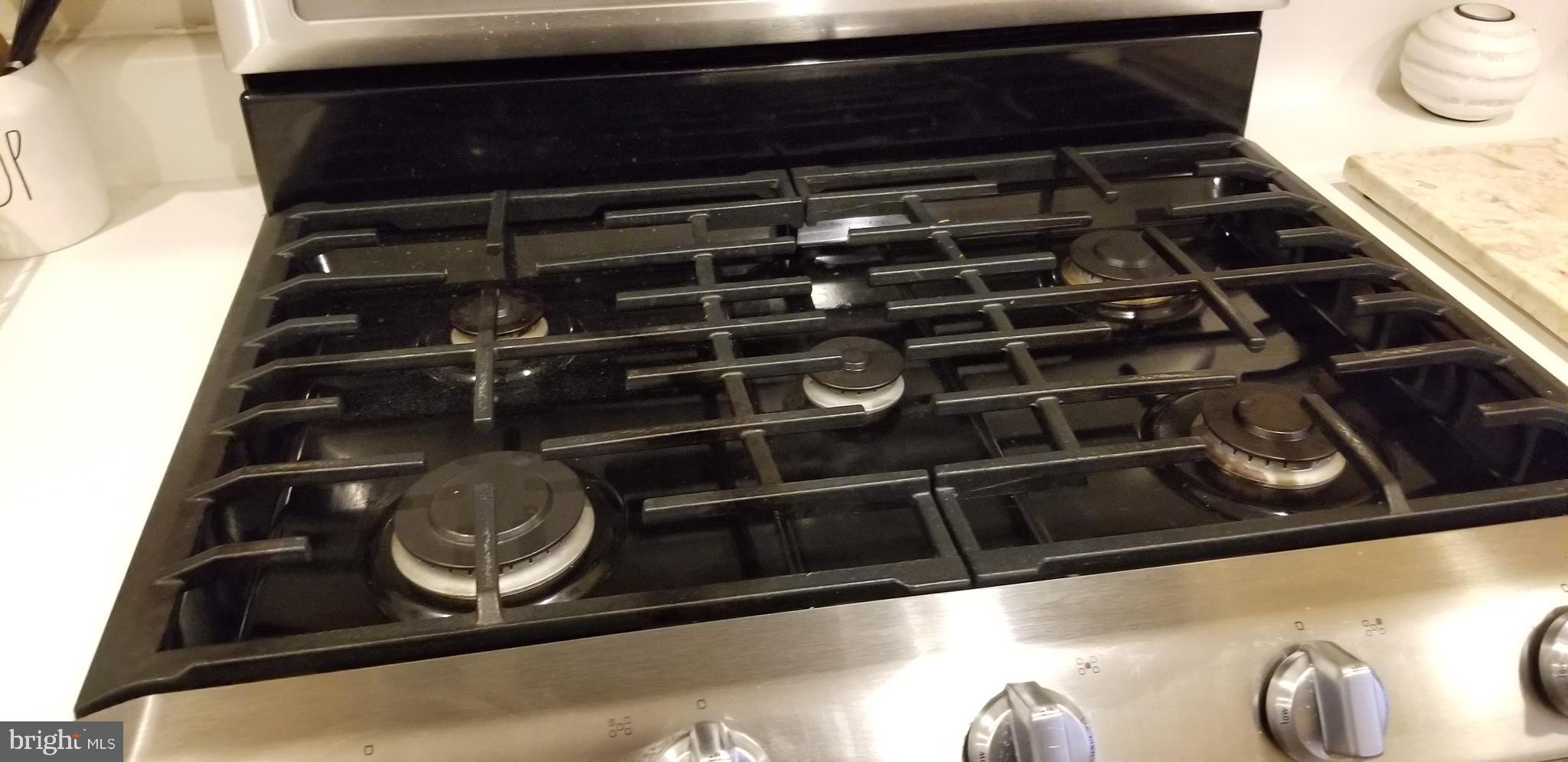 BALDWIN GROVE - Residential Lease