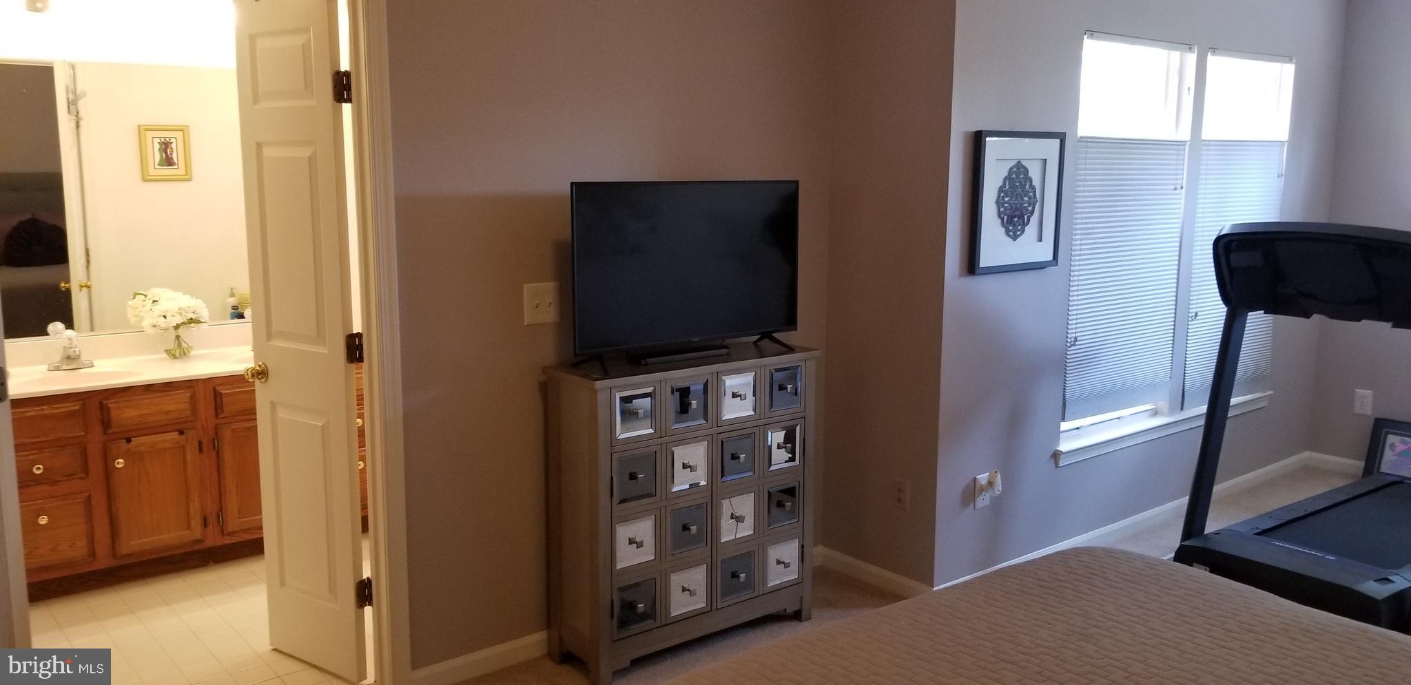 BALDWIN GROVE - Residential Lease