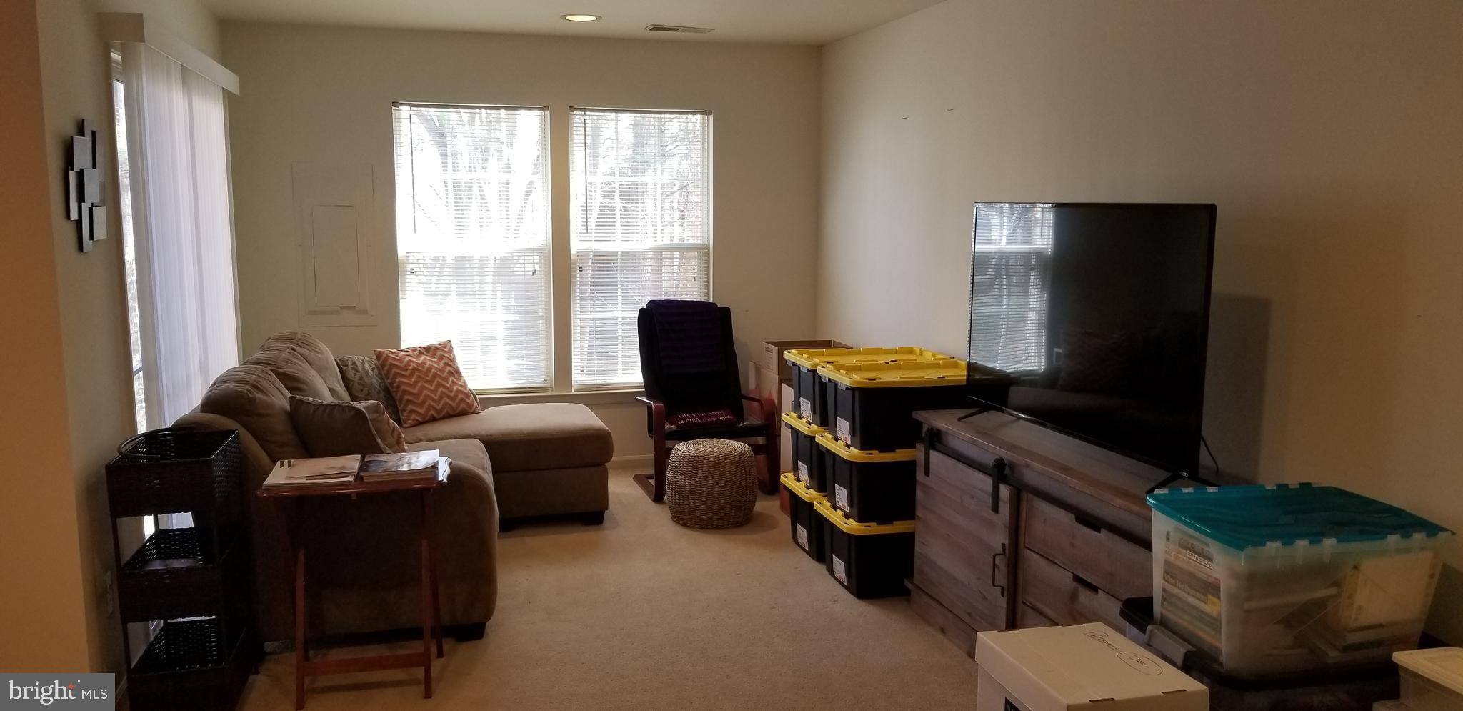 BALDWIN GROVE - Residential Lease