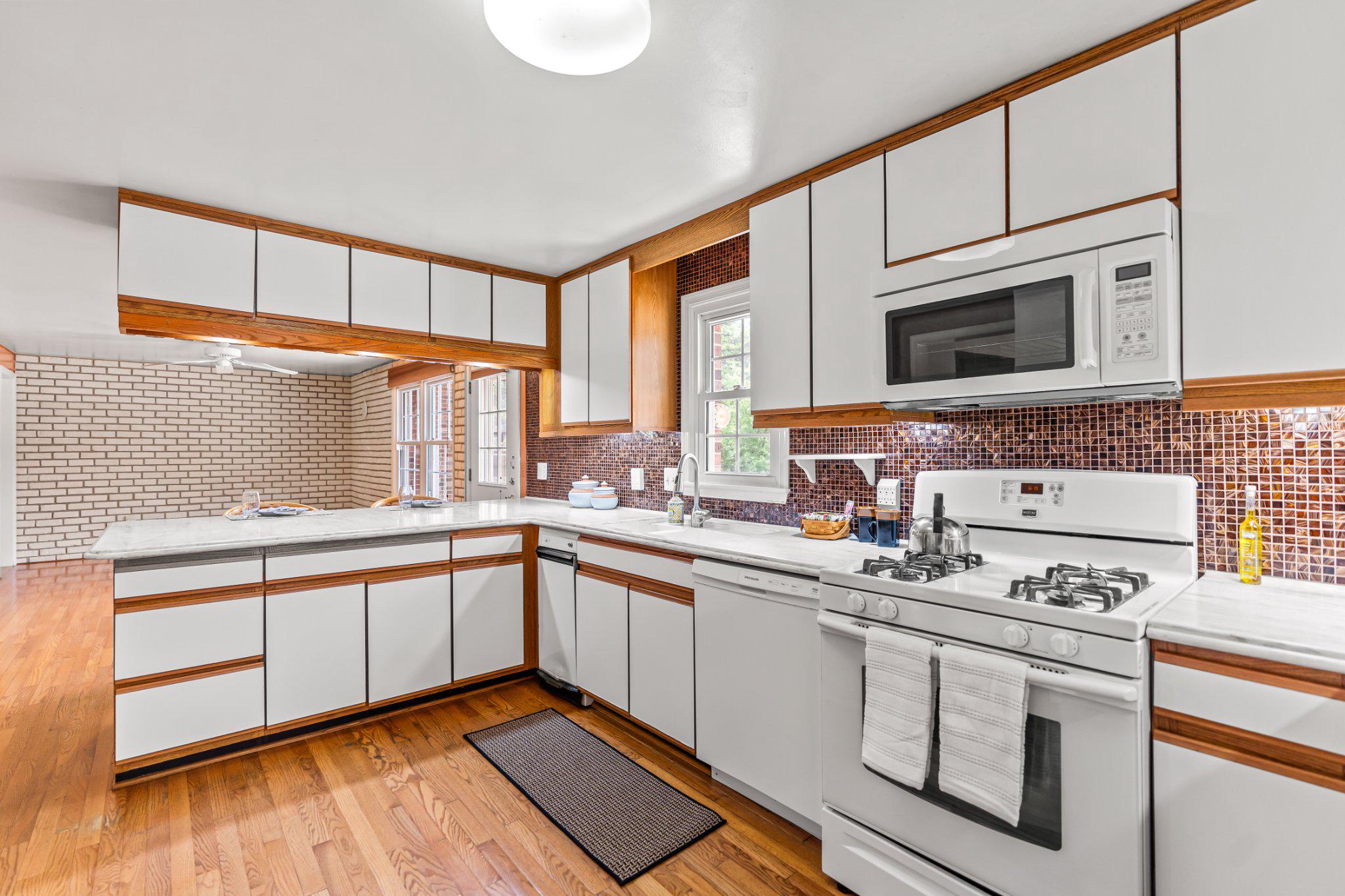 PLEASANT GROVE - Residential