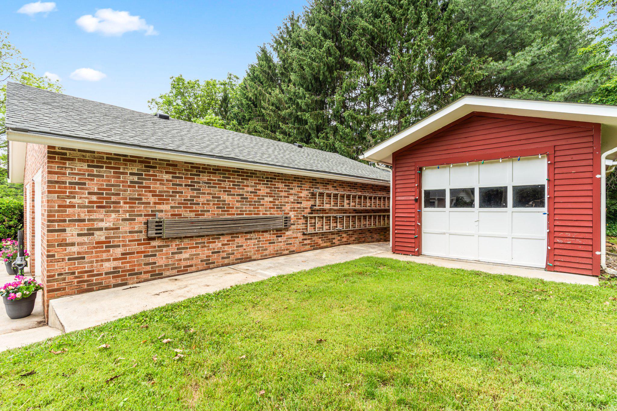 PLEASANT GROVE - Residential