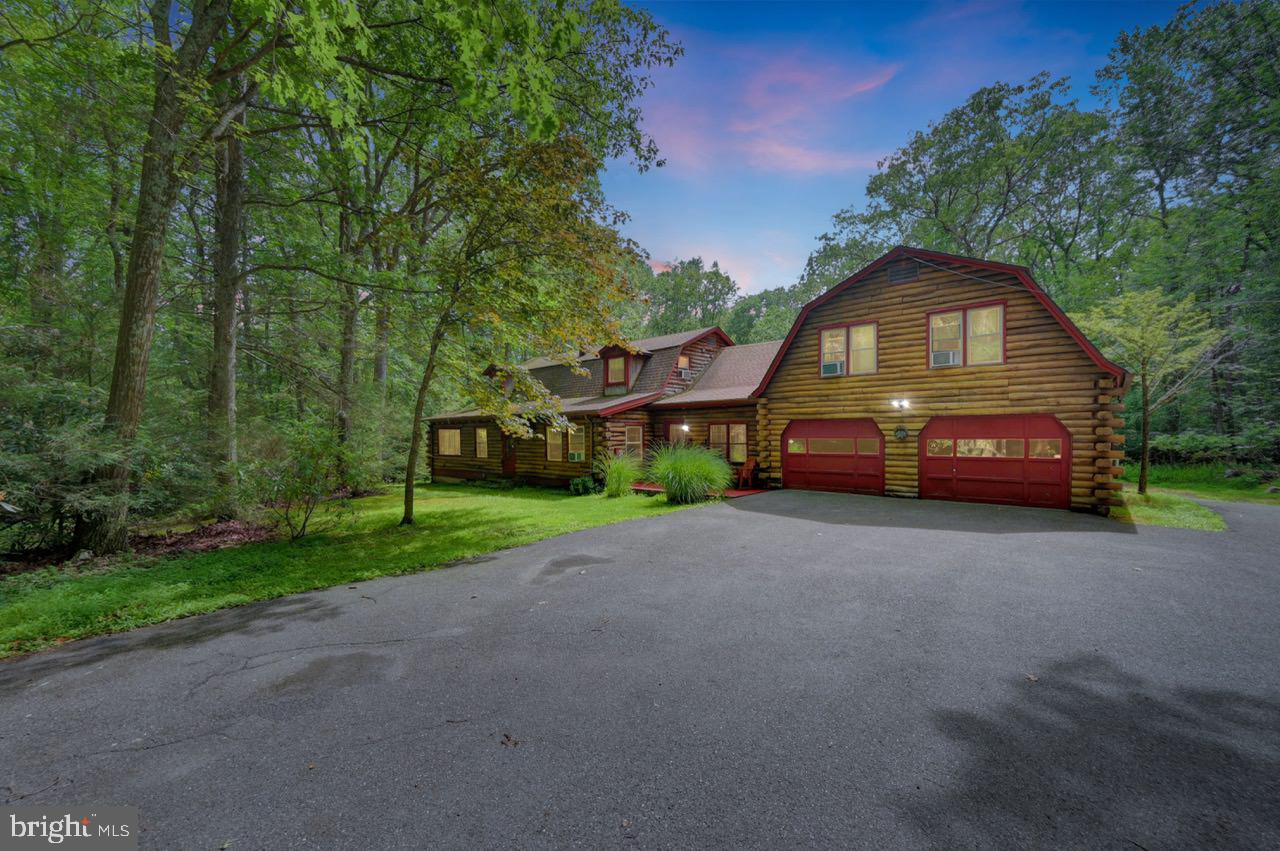 PLEASANT VALLEY ESTATES - Residential