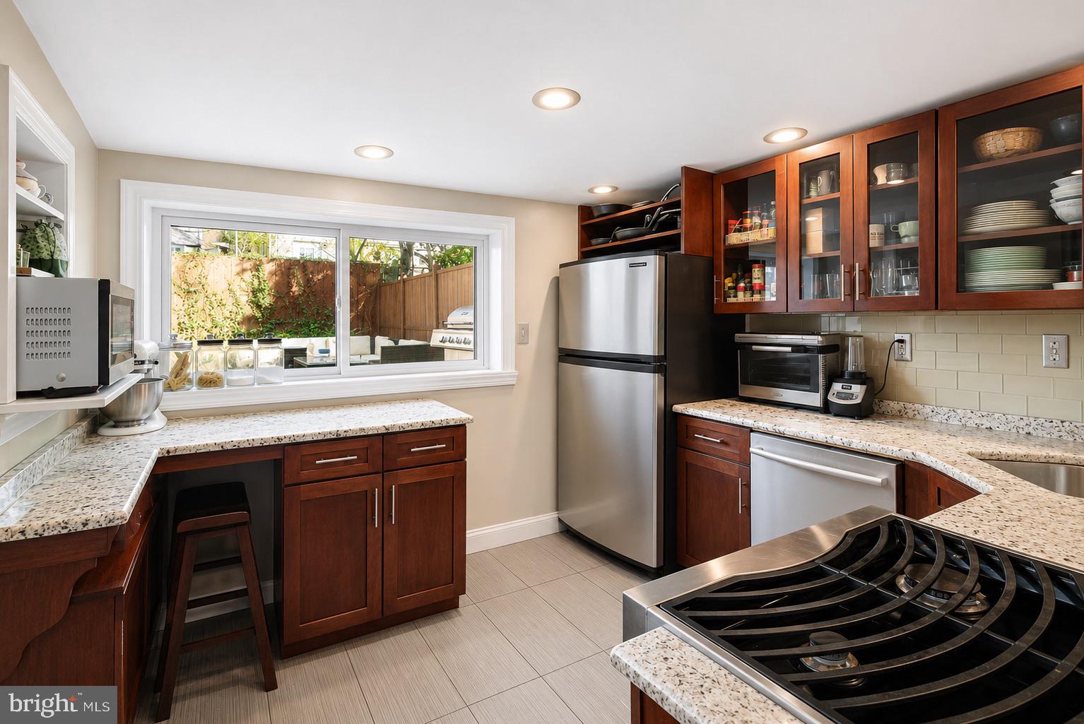 FAIRMOUNT - Residential
