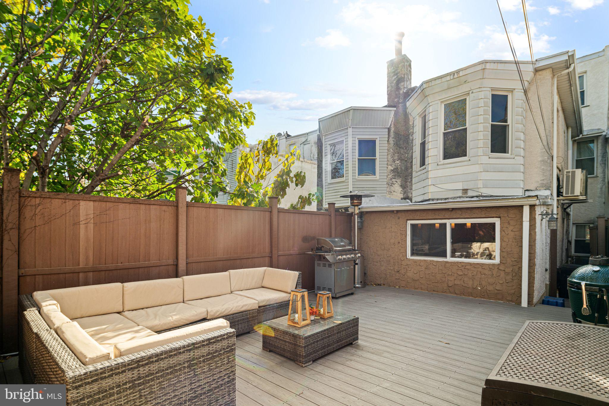 FAIRMOUNT - Residential